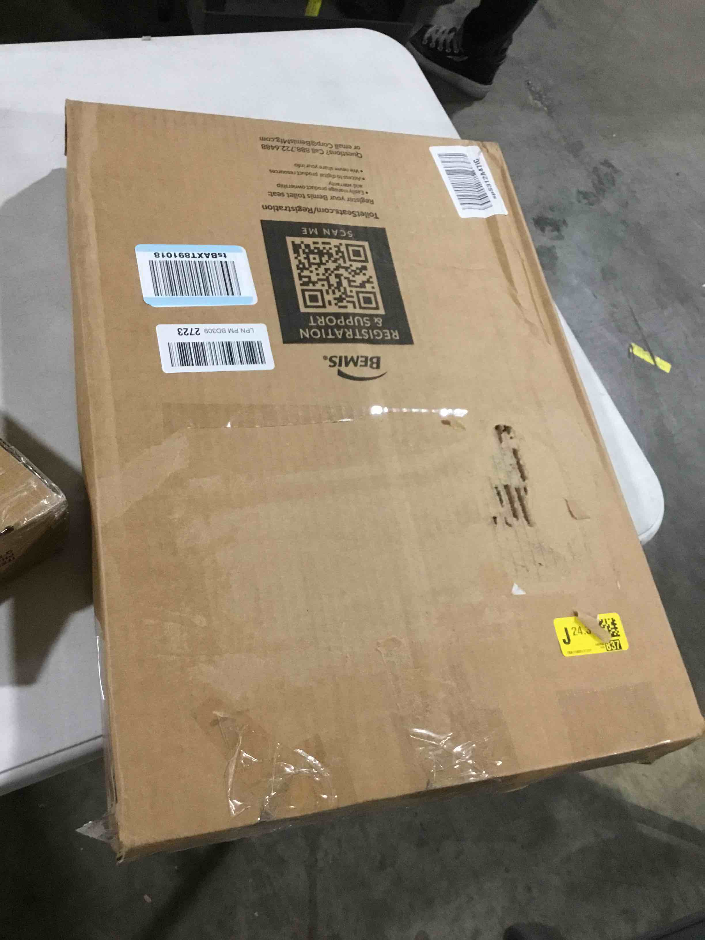 https://s3.amazonaws.com/lotting-images-prod/bidfta/TEA0474803_1732049057223.jpeg
