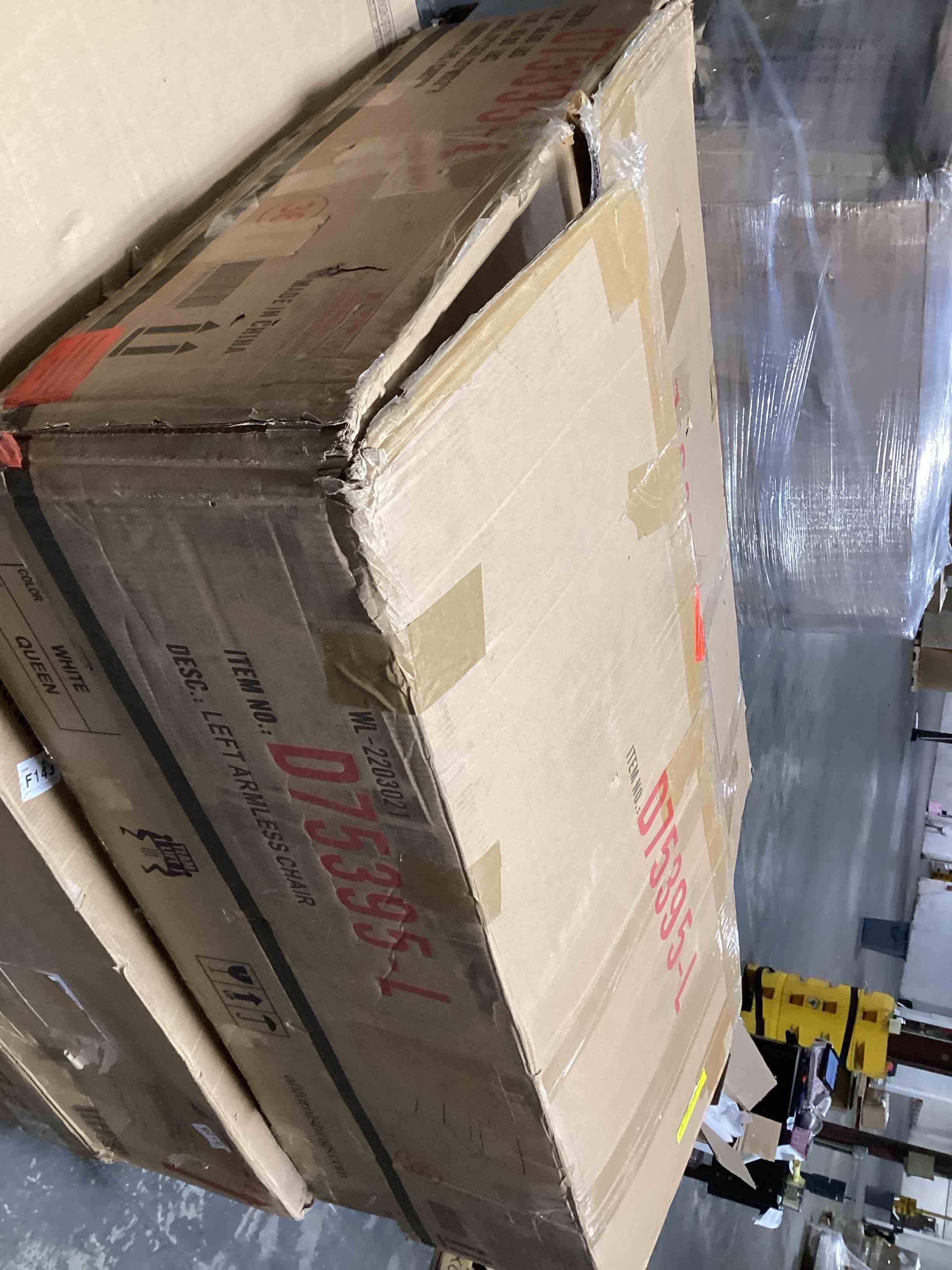 https://s3.amazonaws.com/lotting-images-prod/bidfta/TEA0474884_1732022727687.jpeg