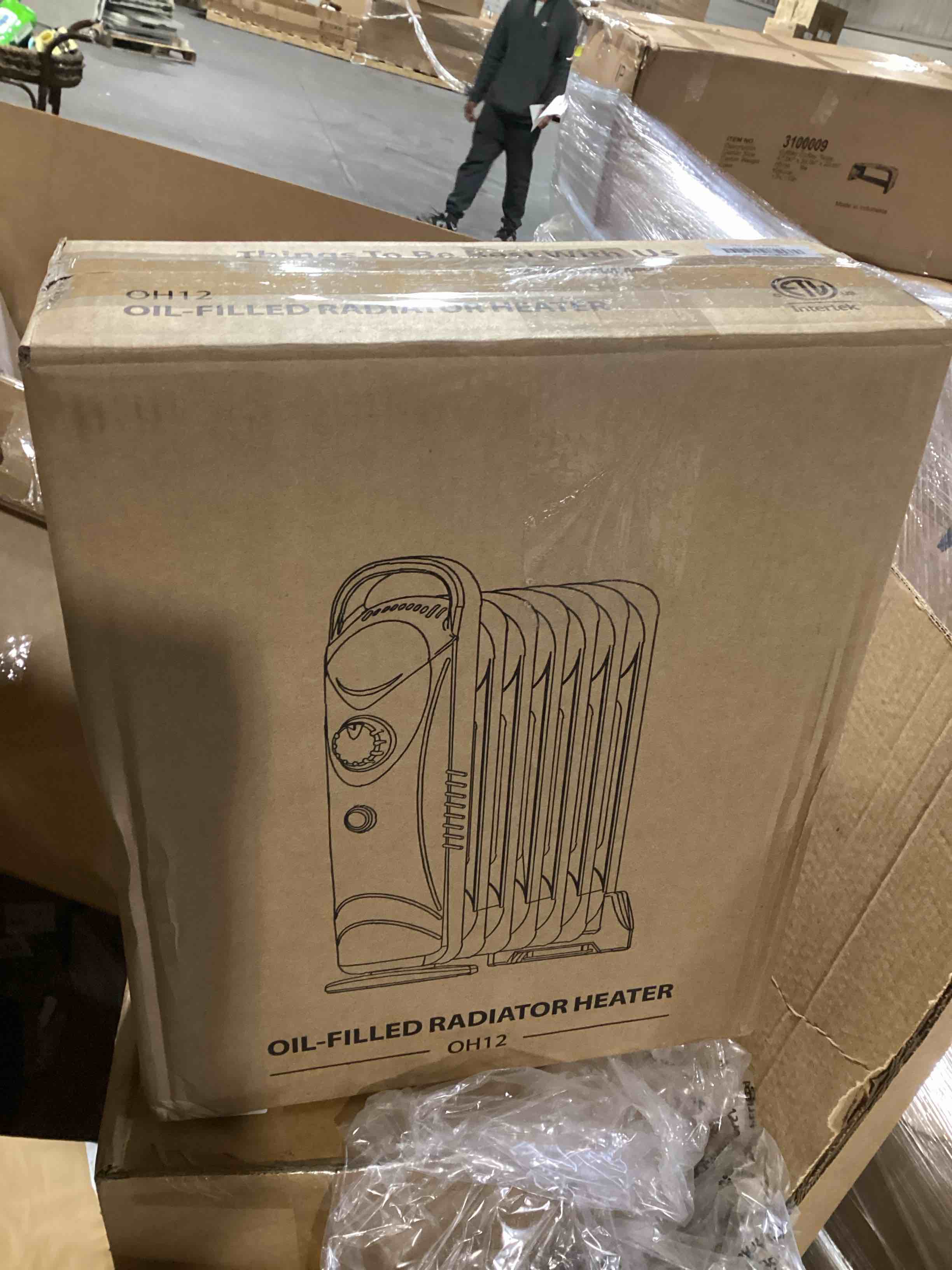 https://s3.amazonaws.com/lotting-images-prod/bidfta/TEA0475101_1731676662190.jpeg