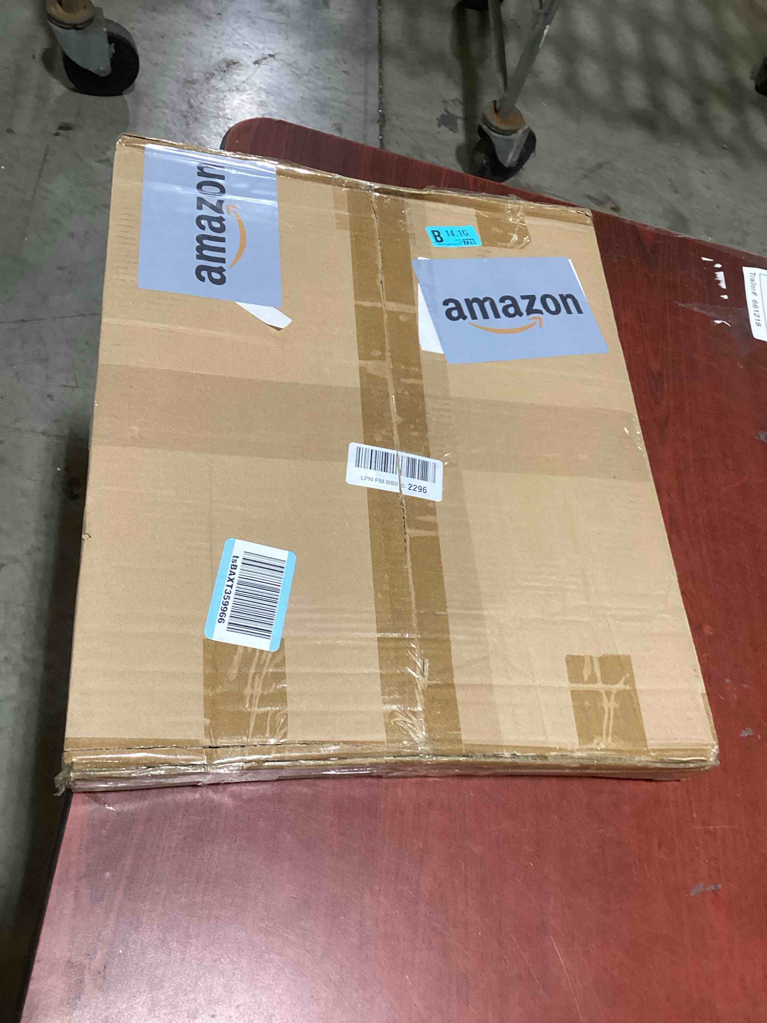 https://s3.amazonaws.com/lotting-images-prod/bidfta/TEA0476355_1731422058158.jpeg