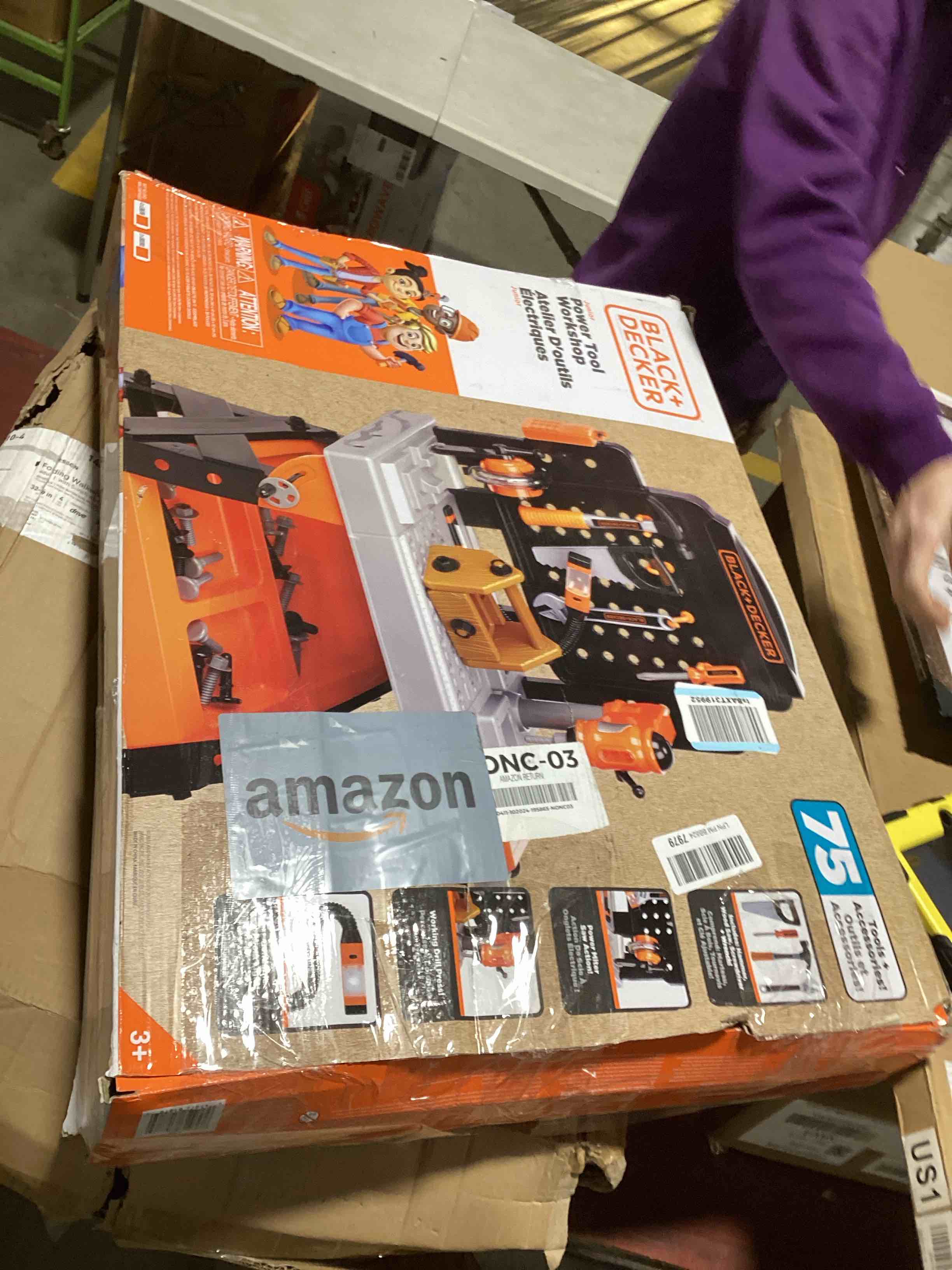https://s3.amazonaws.com/lotting-images-prod/bidfta/TEA0476413_1731416213341.jpeg