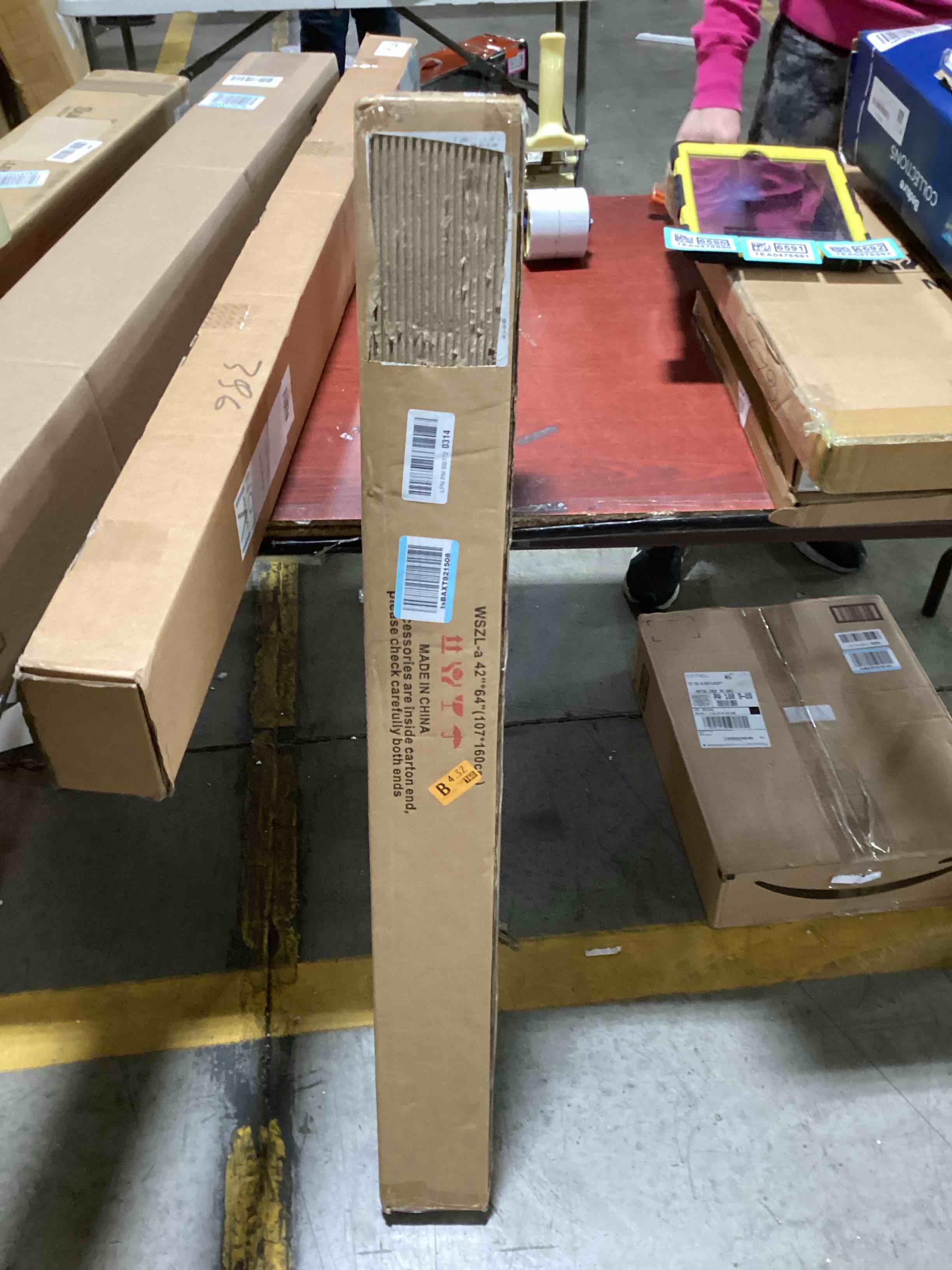 https://s3.amazonaws.com/lotting-images-prod/bidfta/TEA0476595_1731342686882.jpeg