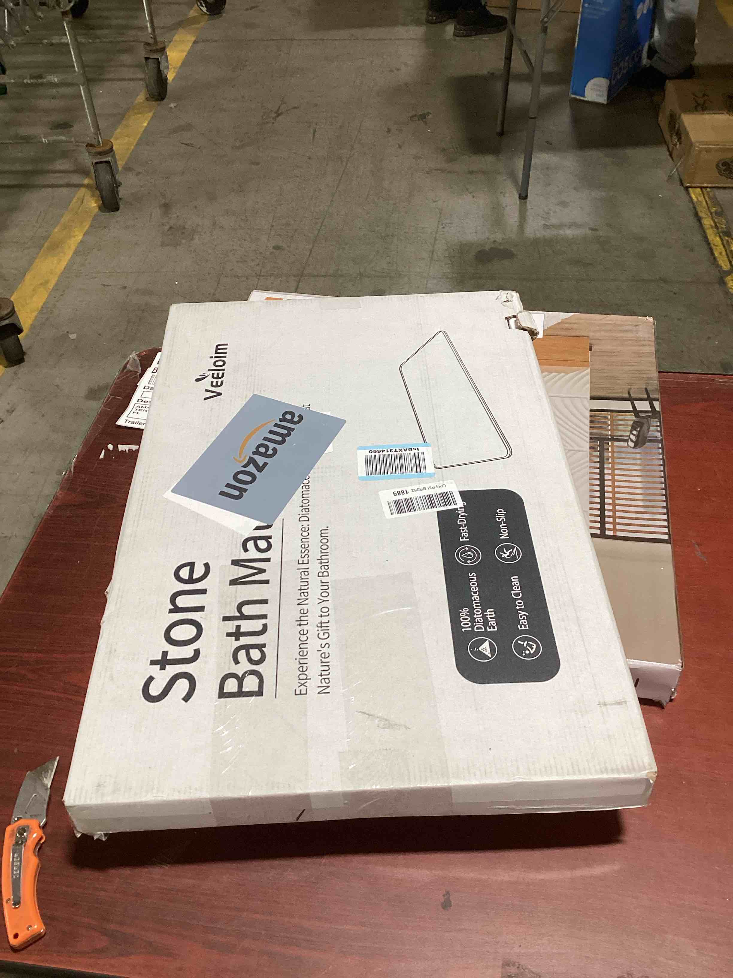 https://s3.amazonaws.com/lotting-images-prod/bidfta/TEA0476668_1731338950615.jpeg