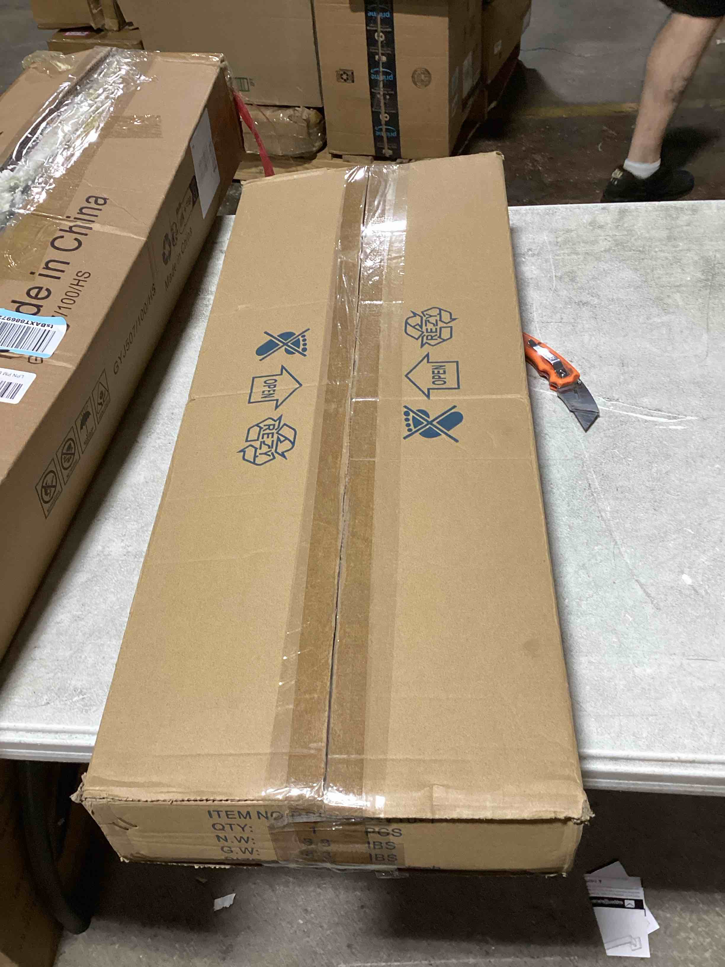 https://s3.amazonaws.com/lotting-images-prod/bidfta/TEA0477442_1730926489913.jpeg