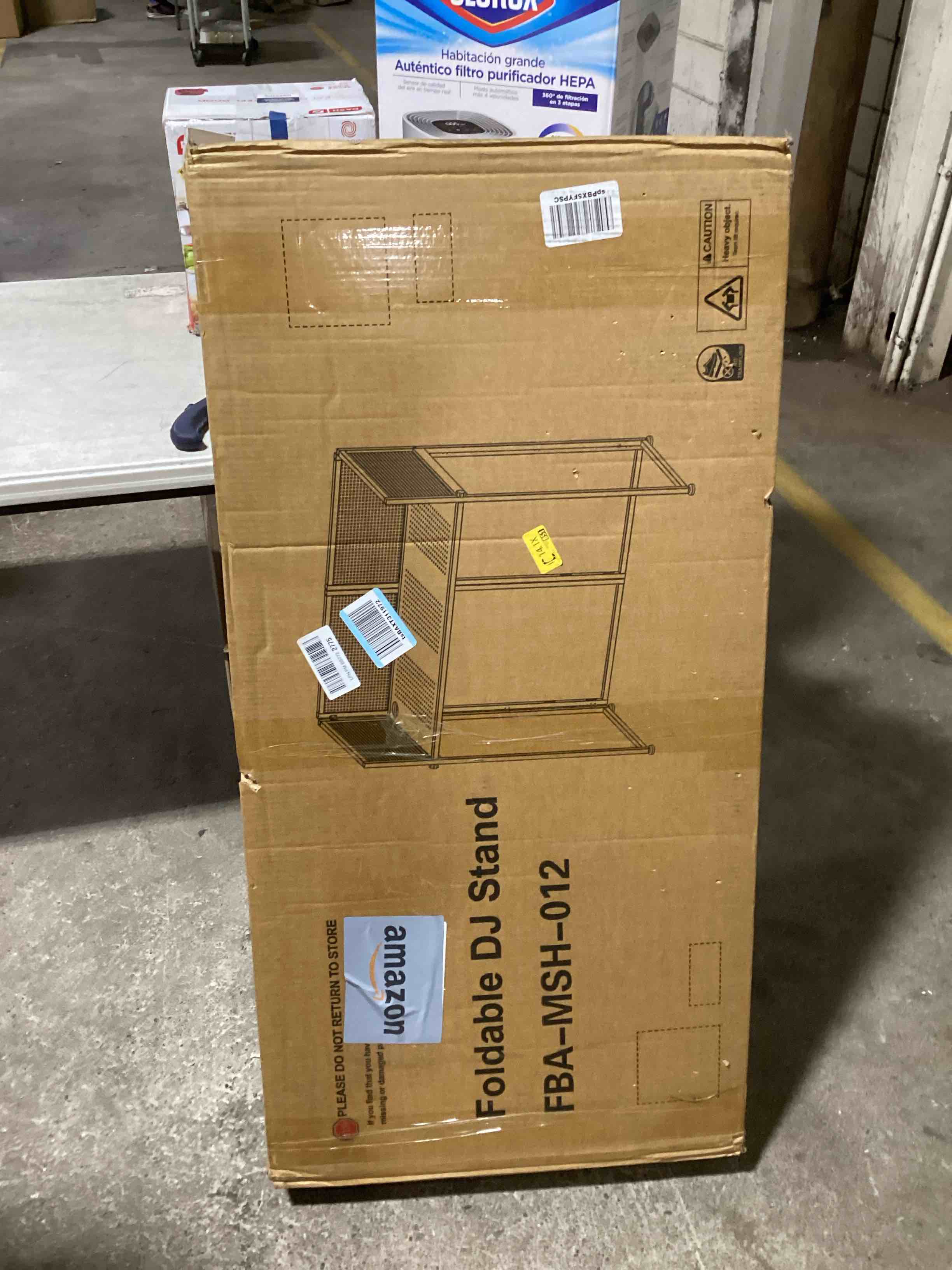 https://s3.amazonaws.com/lotting-images-prod/bidfta/TEA0477447_1730926500531.jpeg