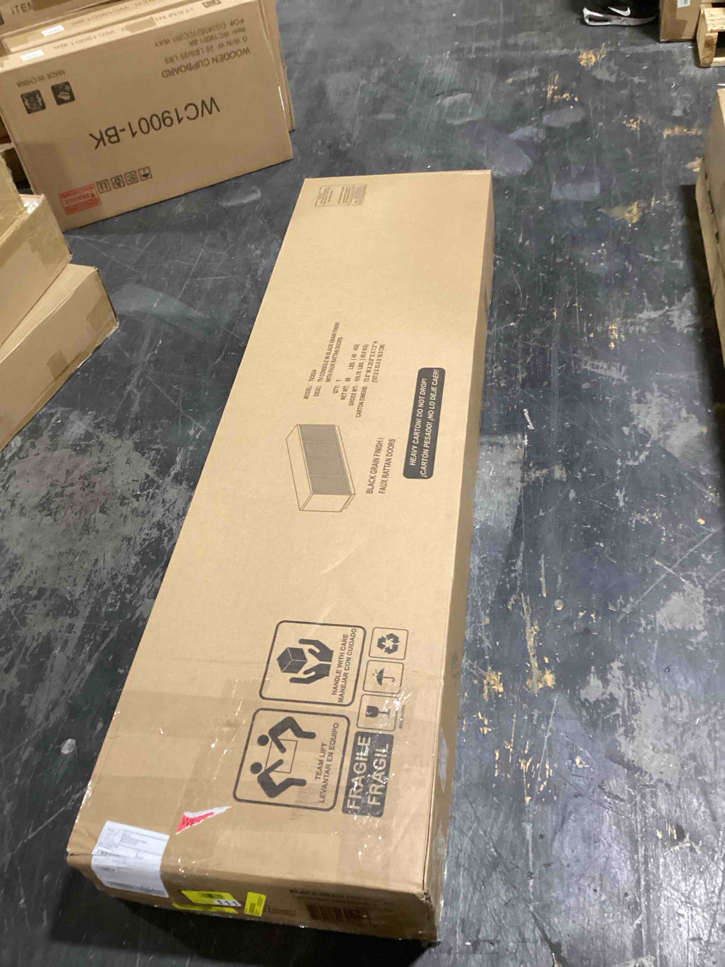 https://s3.amazonaws.com/lotting-images-prod/bidfta/TEA0477775_1730836710434.jpeg