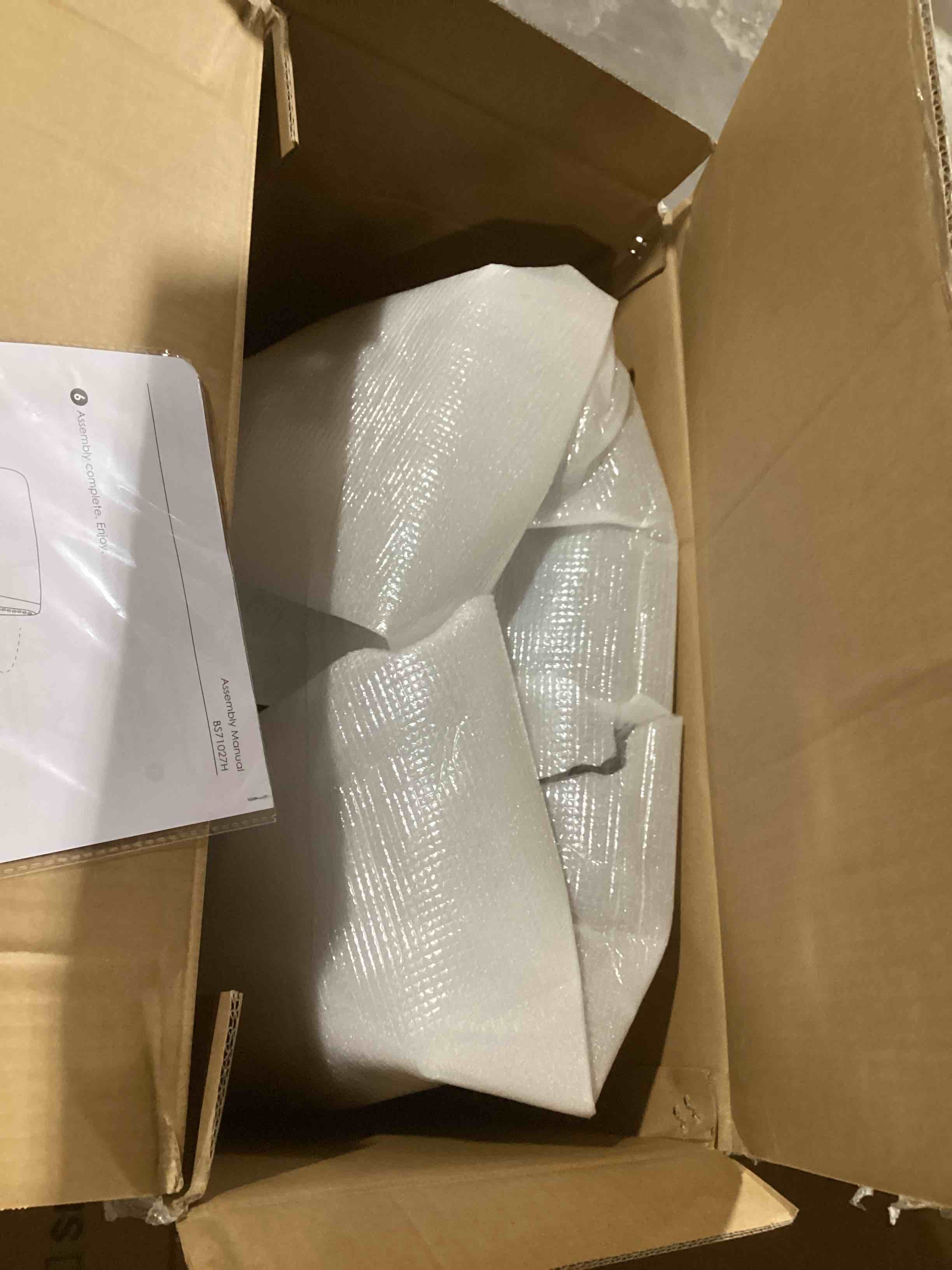 https://s3.amazonaws.com/lotting-images-prod/bidfta/TEA0477818_1730830671729.jpeg