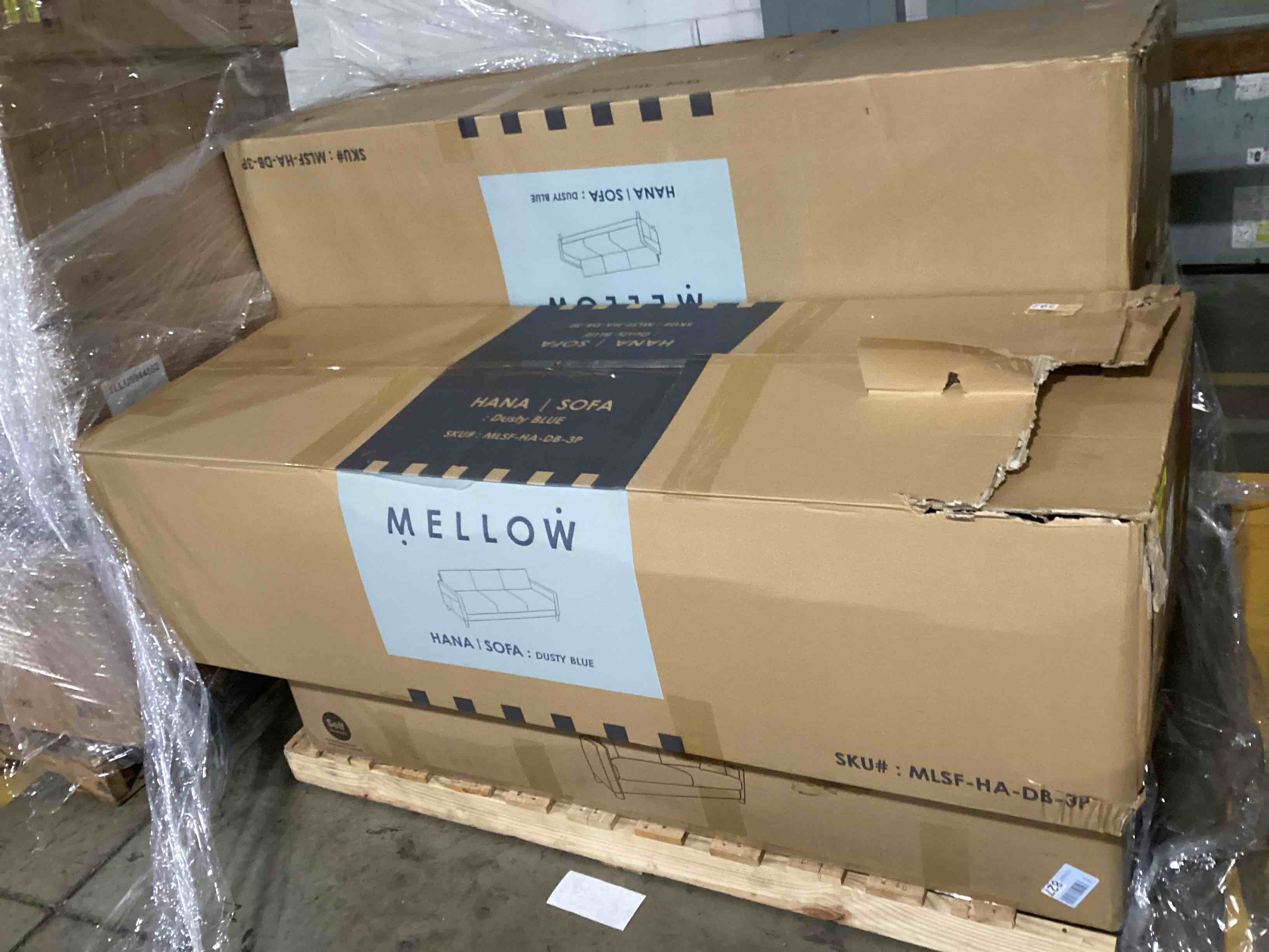 https://s3.amazonaws.com/lotting-images-prod/bidfta/TEA0478374_1732652414008.jpeg