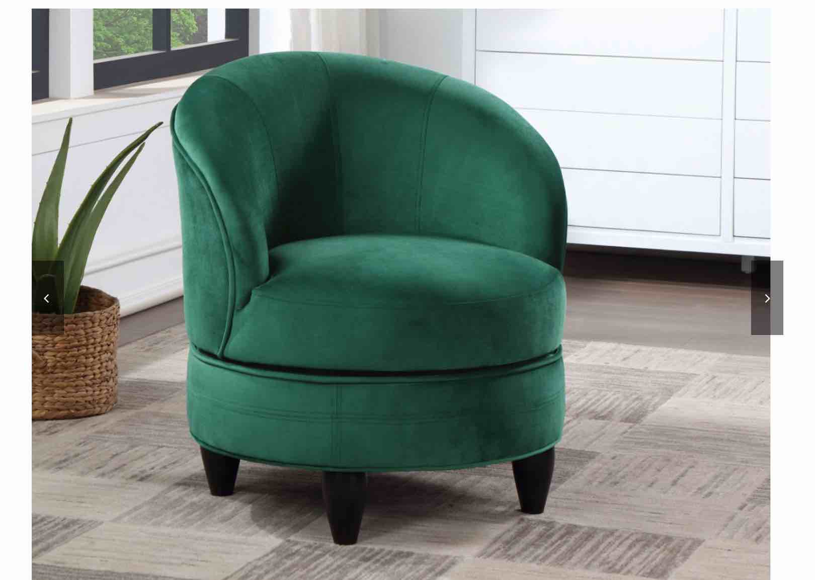 Swivel Accent Chair, Green Velvet SC23001-G (similar to stock photo)