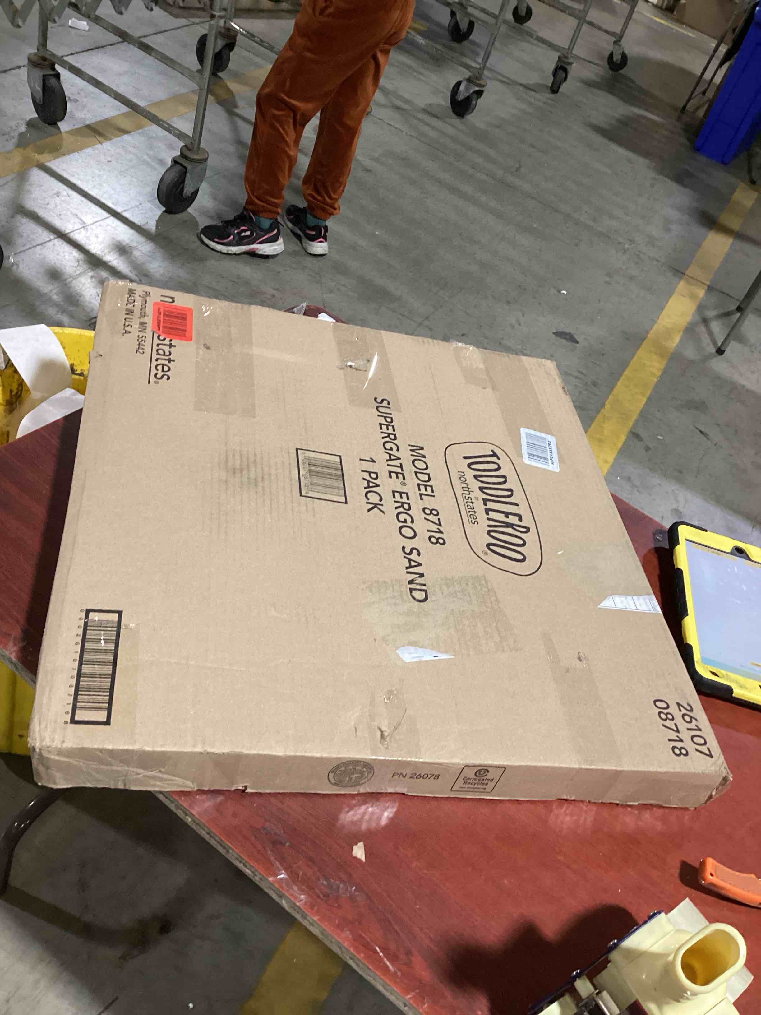 https://s3.amazonaws.com/lotting-images-prod/bidfta/TEA0479343_1732108203859.jpeg
