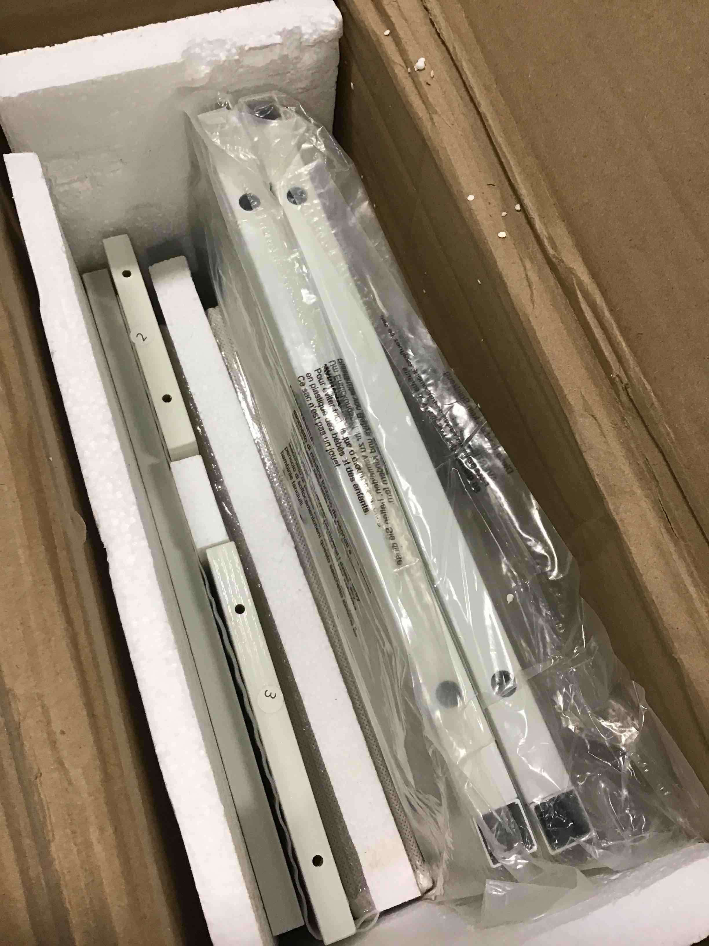 https://s3.amazonaws.com/lotting-images-prod/bidfta/TEA0481060_1731682204863.jpeg