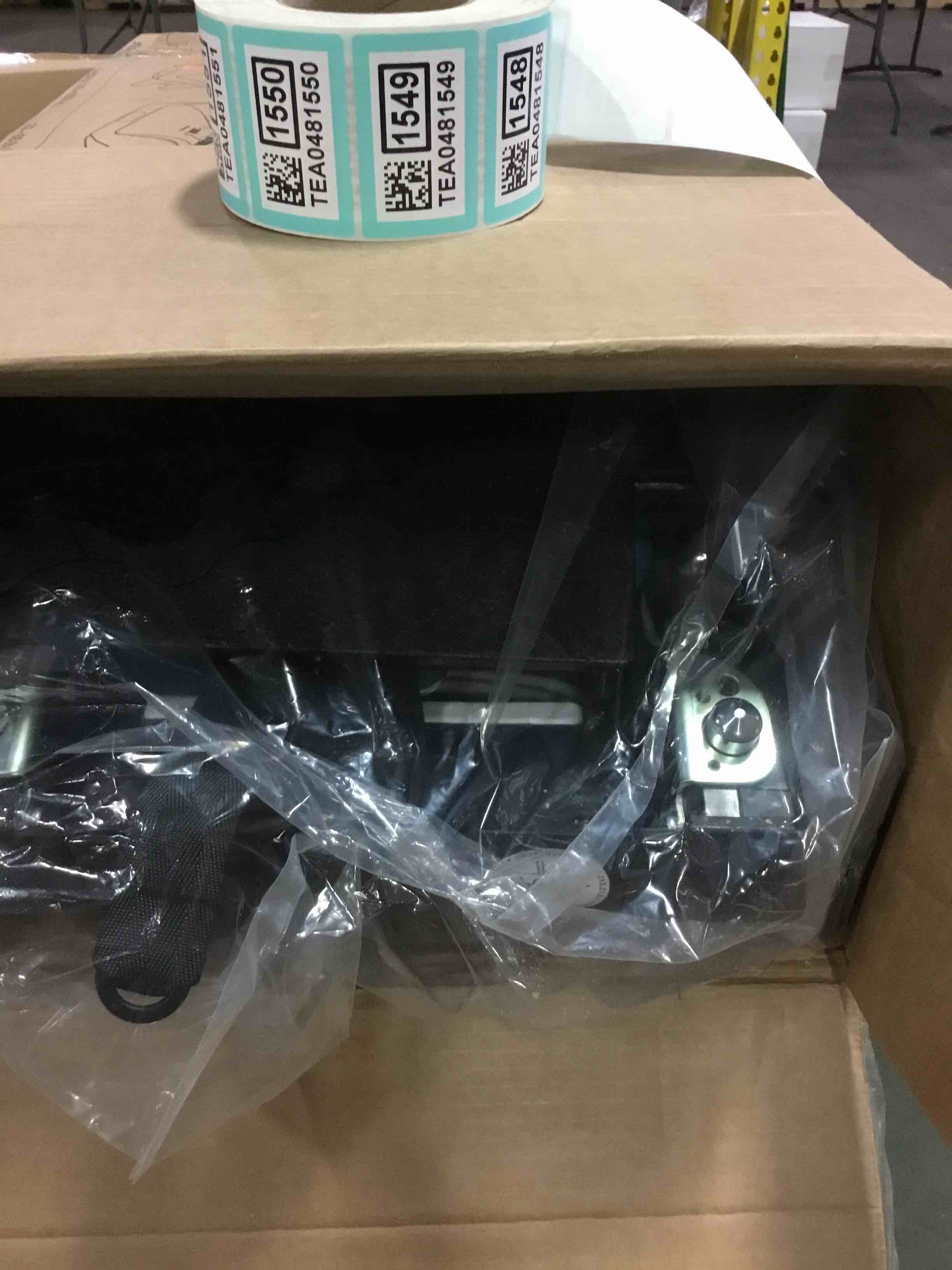 https://s3.amazonaws.com/lotting-images-prod/bidfta/TEA0481552_1730302785709.jpeg