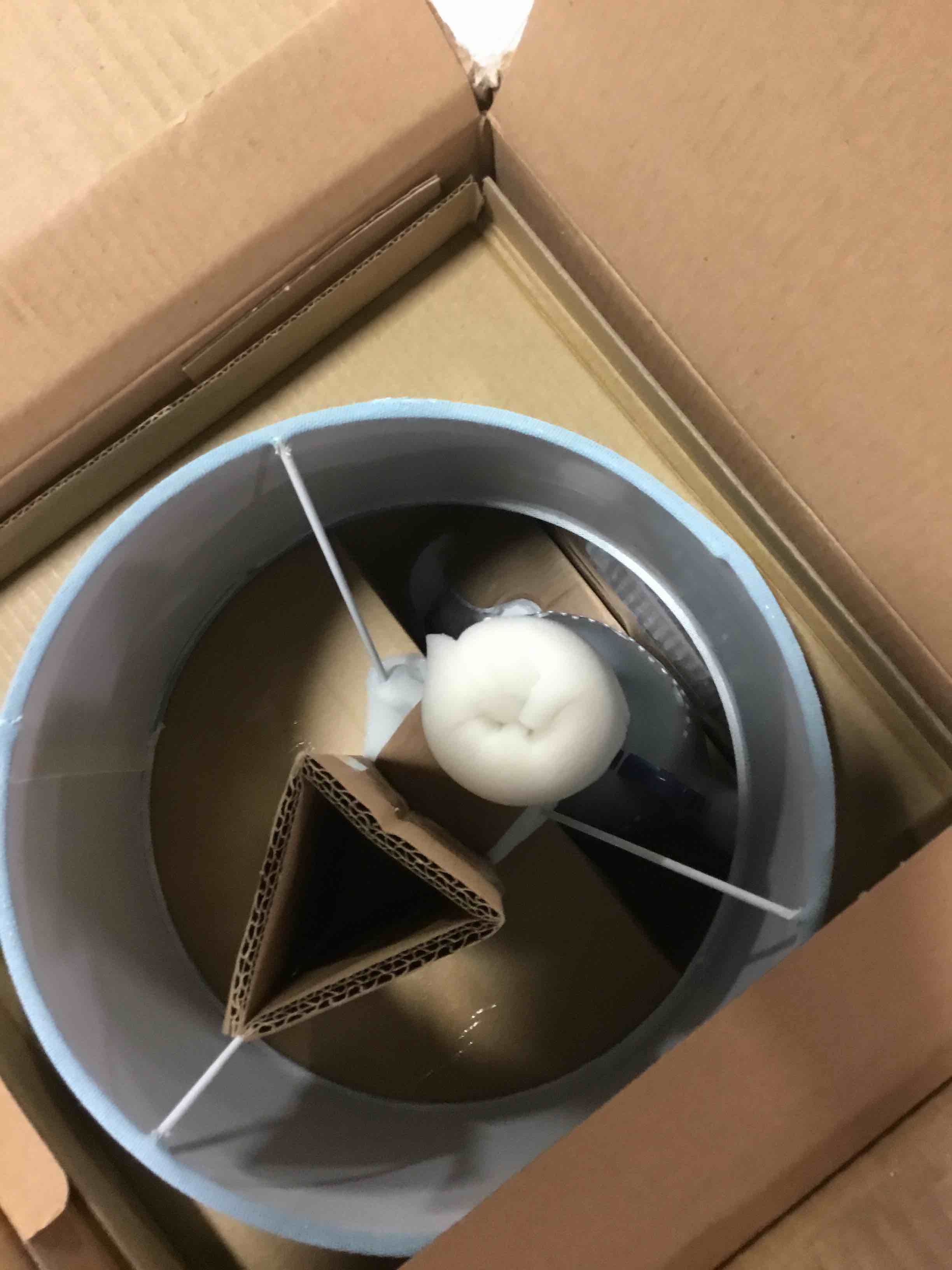 https://s3.amazonaws.com/lotting-images-prod/bidfta/TEA0481691_1730222850824.jpeg