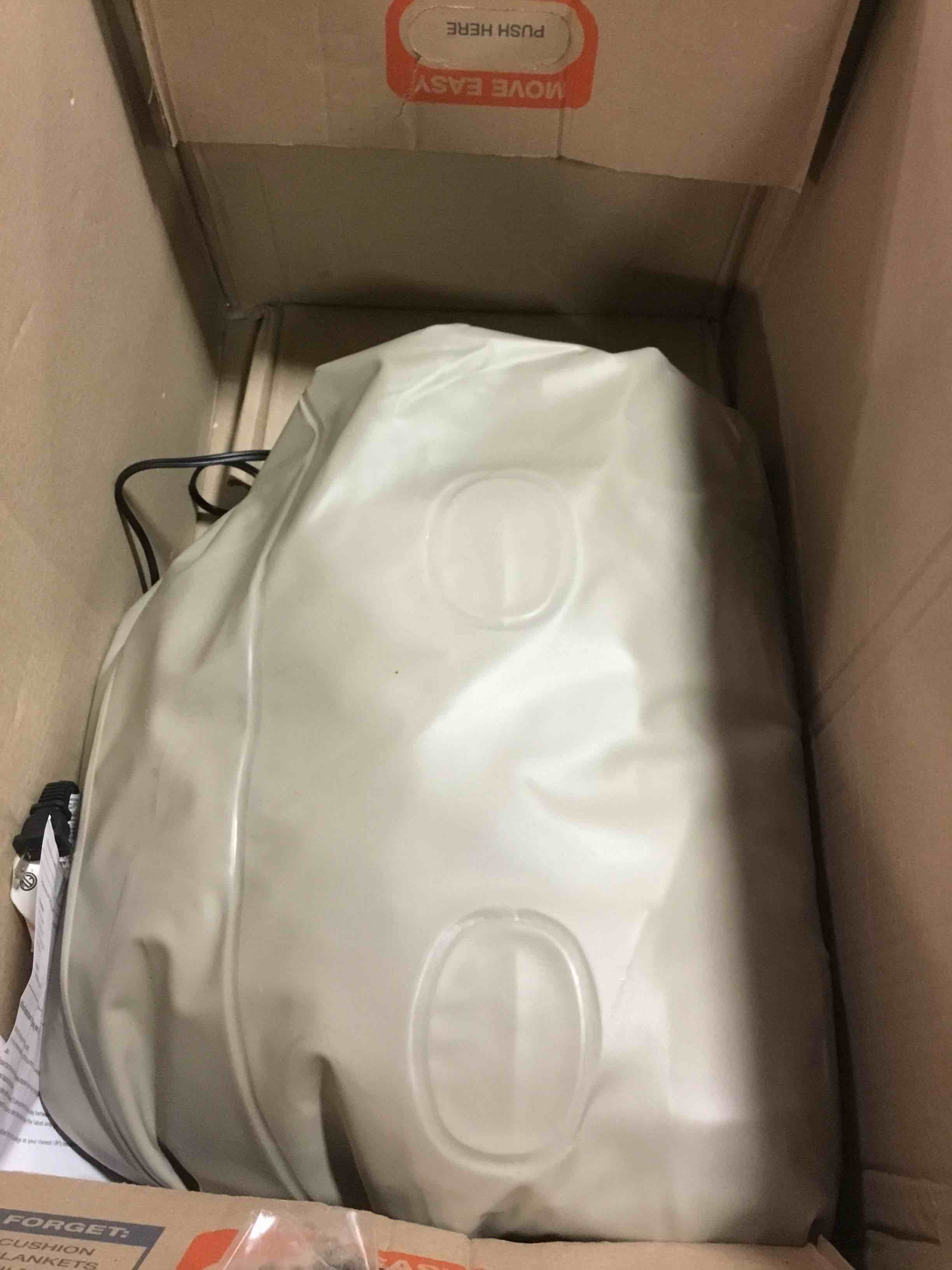 https://s3.amazonaws.com/lotting-images-prod/bidfta/TEA0481855_1730135325402.jpeg