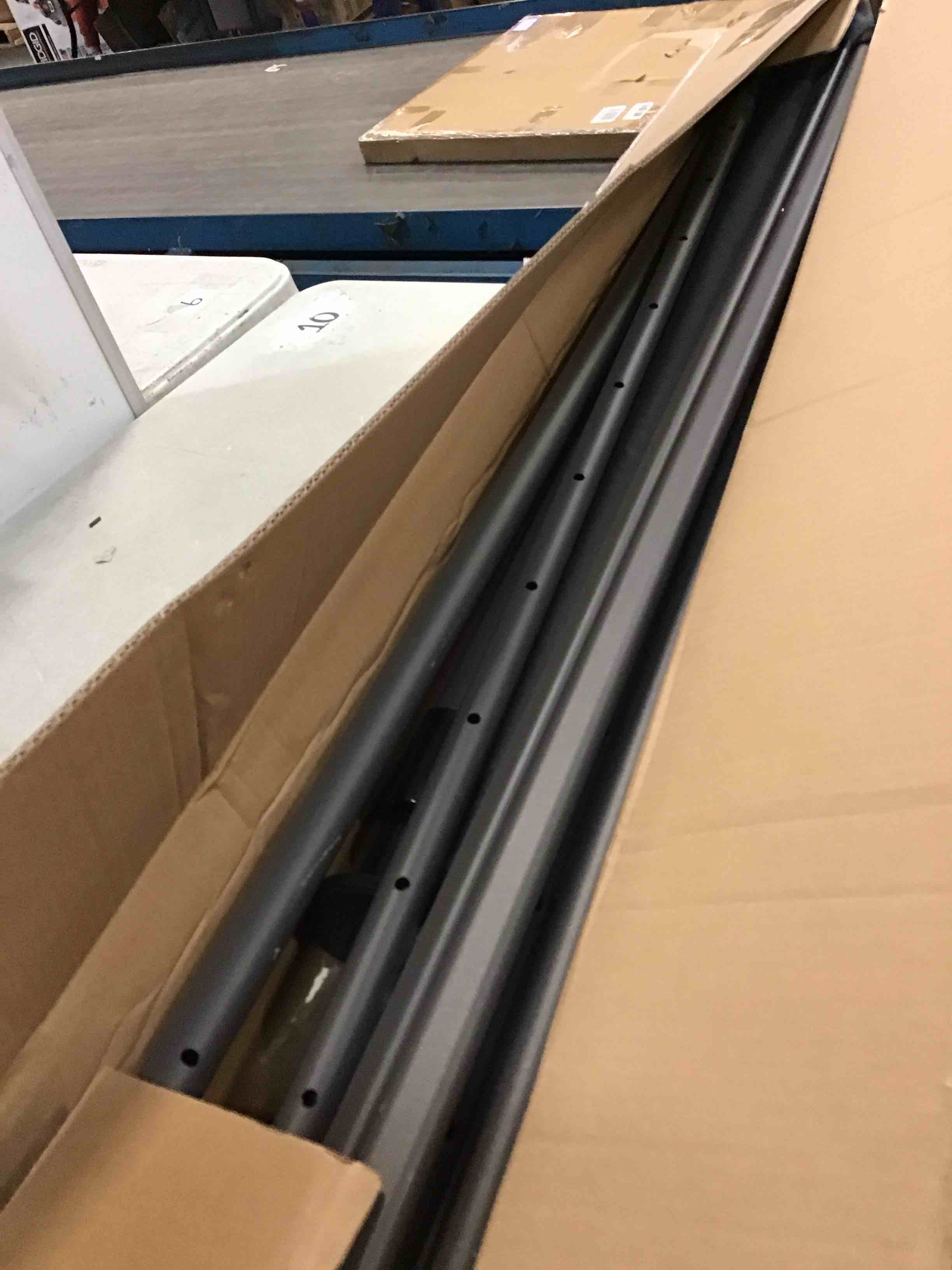 https://s3.amazonaws.com/lotting-images-prod/bidfta/TEA0482239_1731169597505.jpeg