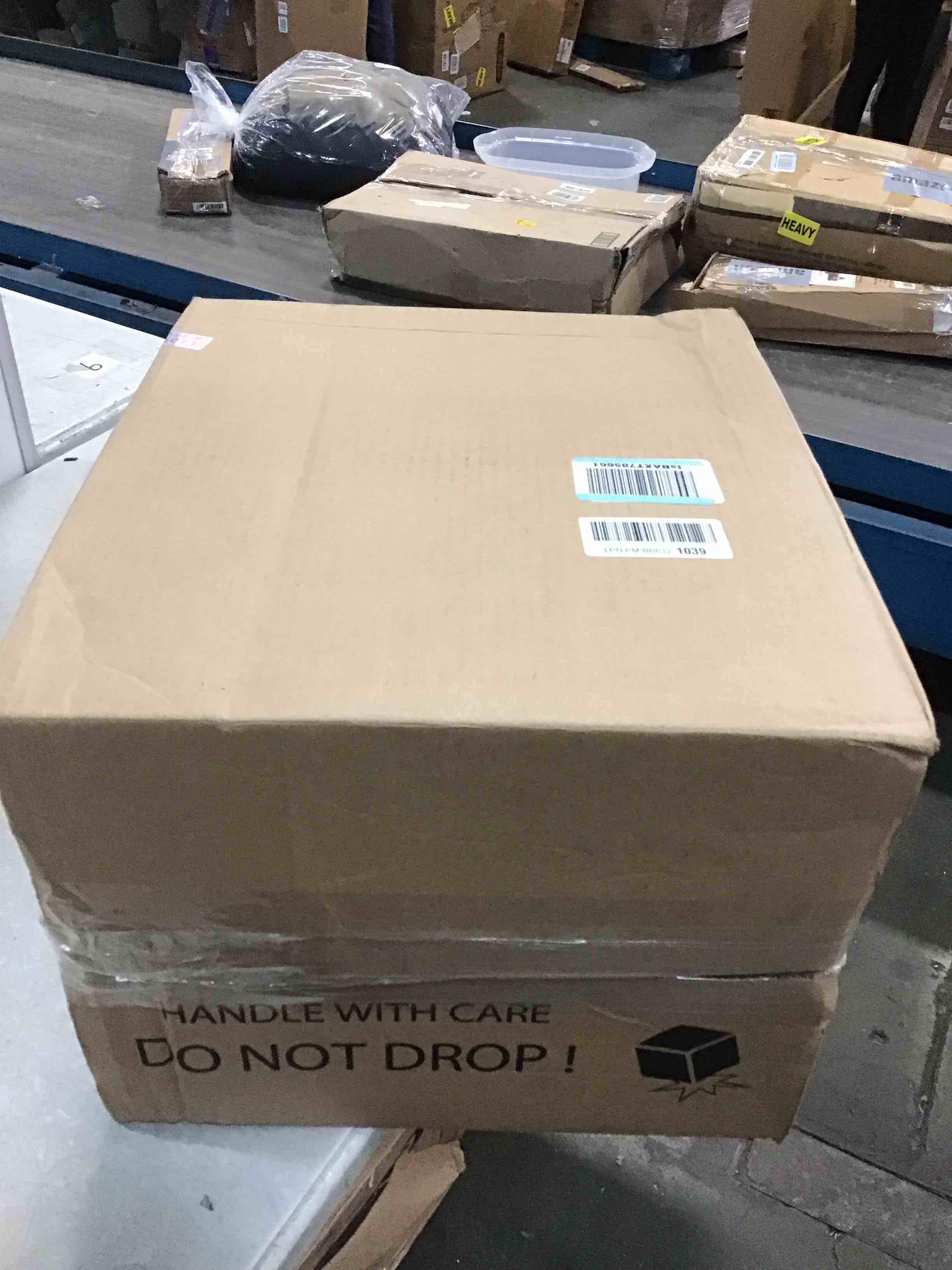 https://s3.amazonaws.com/lotting-images-prod/bidfta/TEA0482242_1731169141524.jpeg