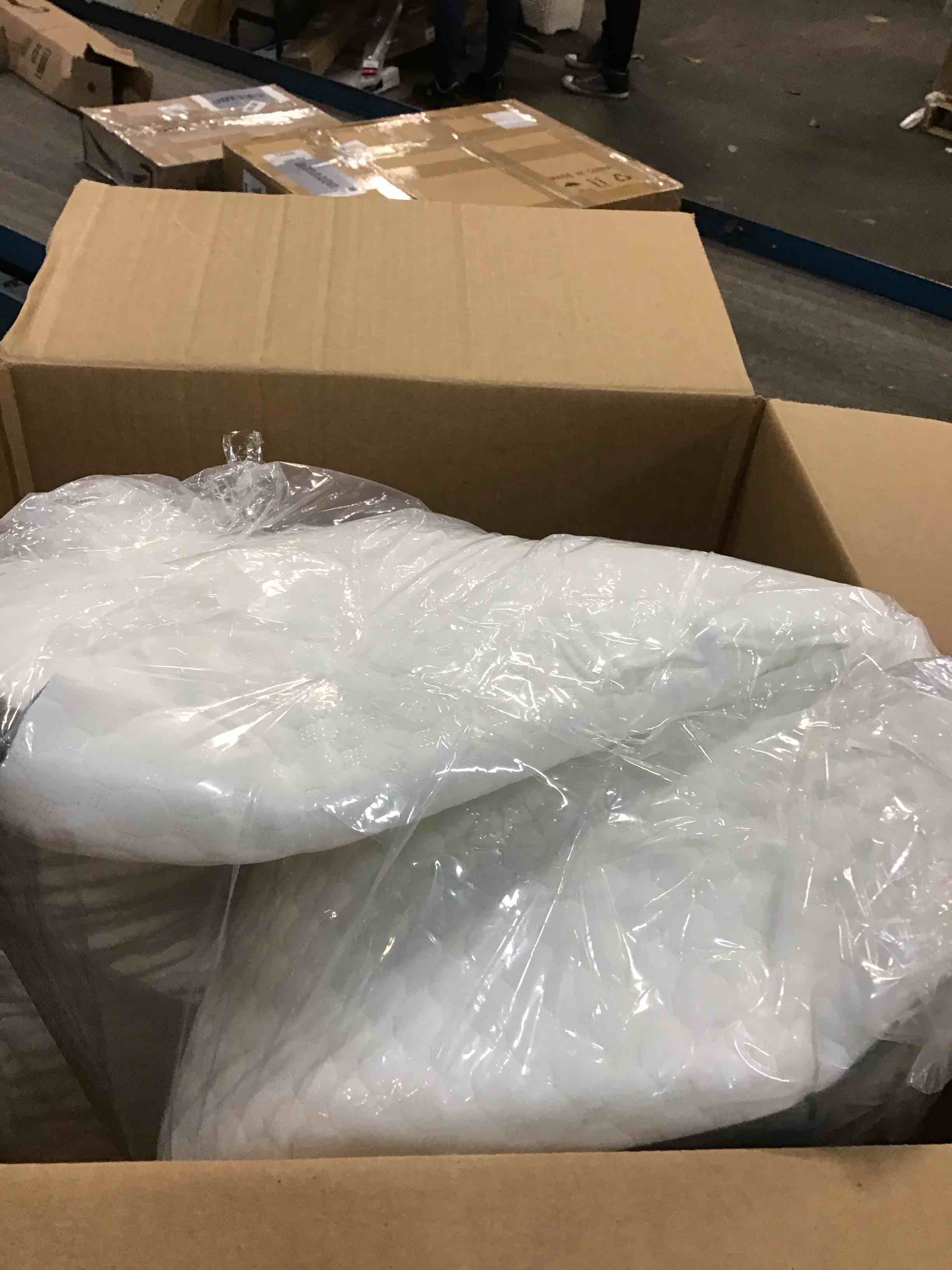 https://s3.amazonaws.com/lotting-images-prod/bidfta/TEA0482282_1731156891425.jpeg