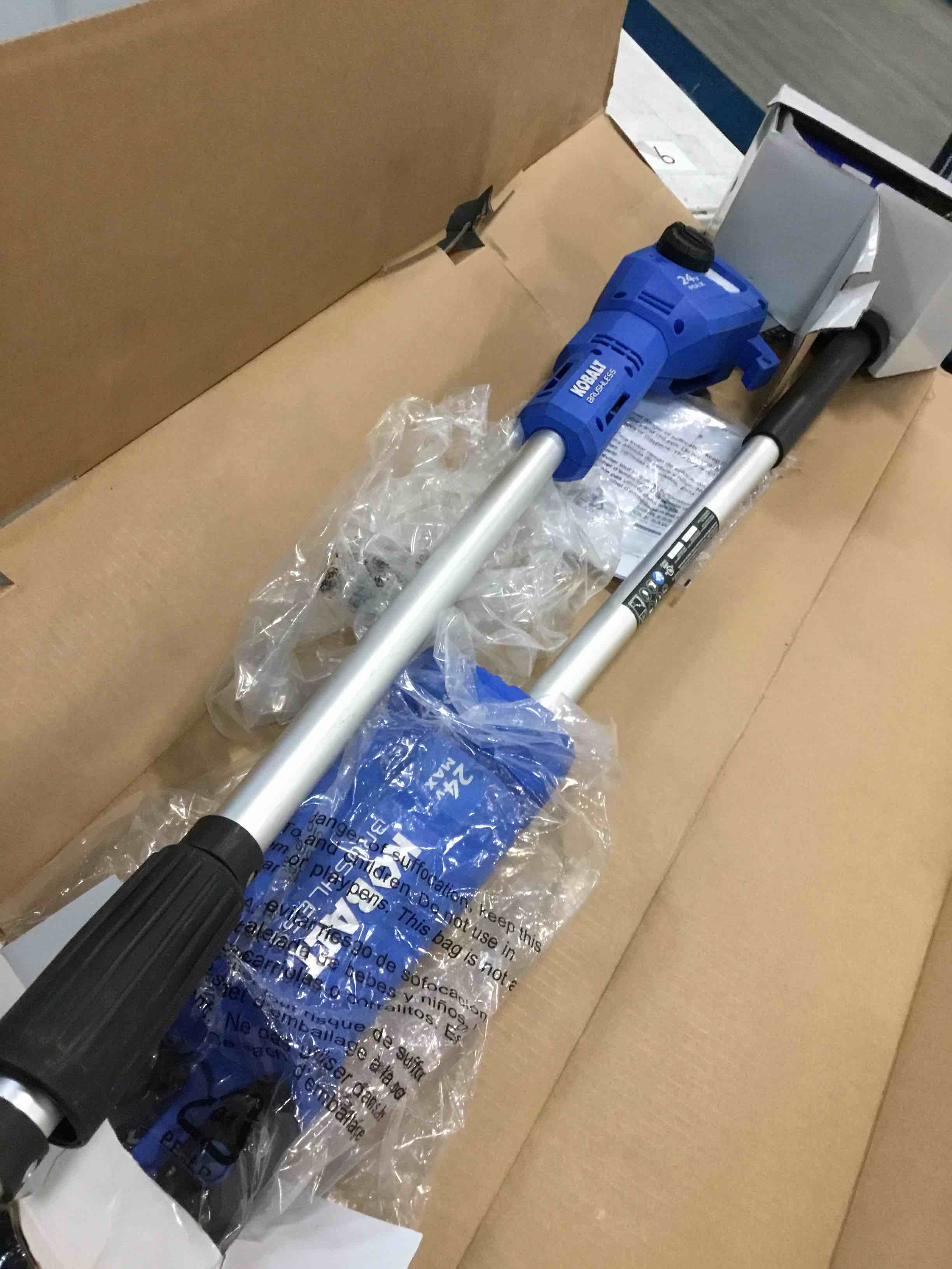 https://s3.amazonaws.com/lotting-images-prod/bidfta/TEA0482427_1731068441709.jpeg