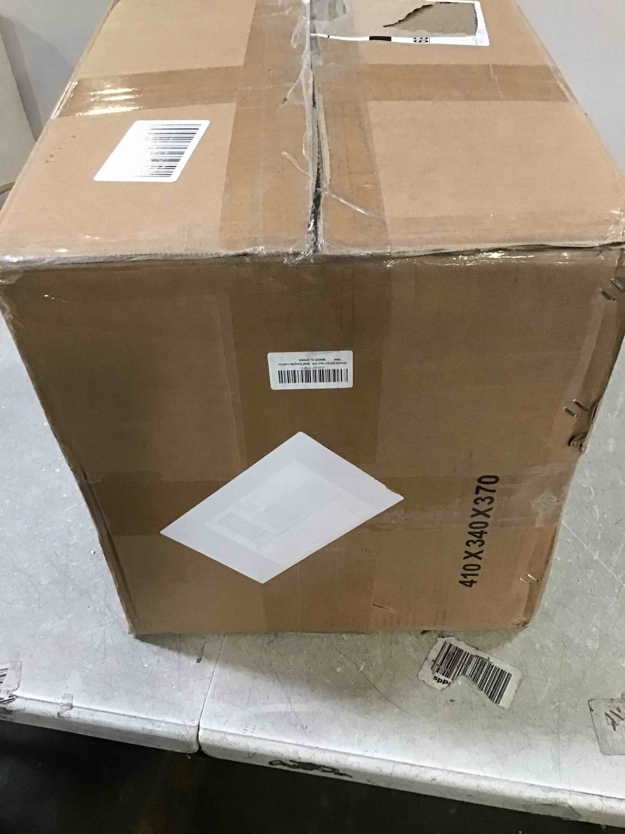 https://s3.amazonaws.com/lotting-images-prod/bidfta/TEA0483404_1730218290660.jpeg