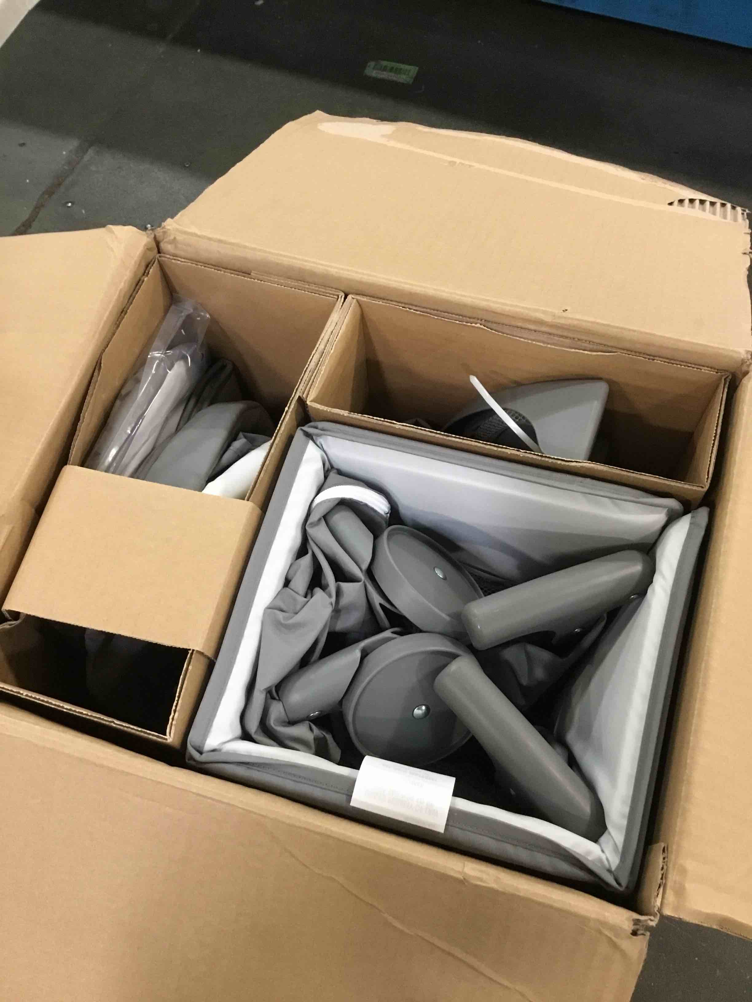 https://s3.amazonaws.com/lotting-images-prod/bidfta/TEA0483845_1729778083740.jpeg