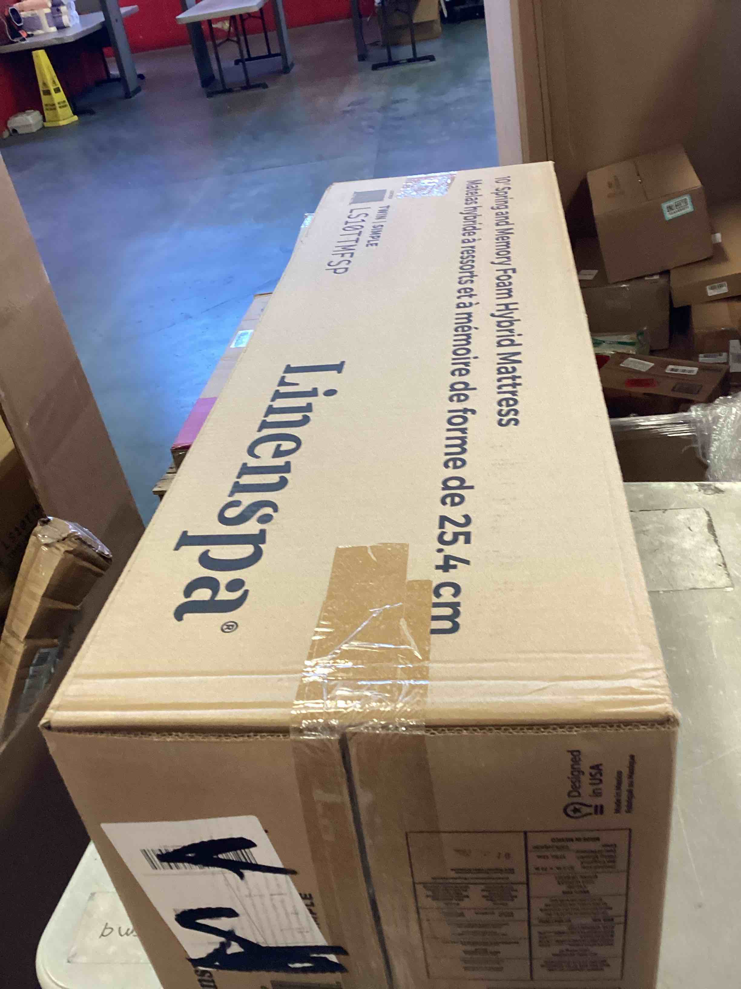 https://s3.amazonaws.com/lotting-images-prod/bidfta/TEA0484966_1729784964555.jpeg