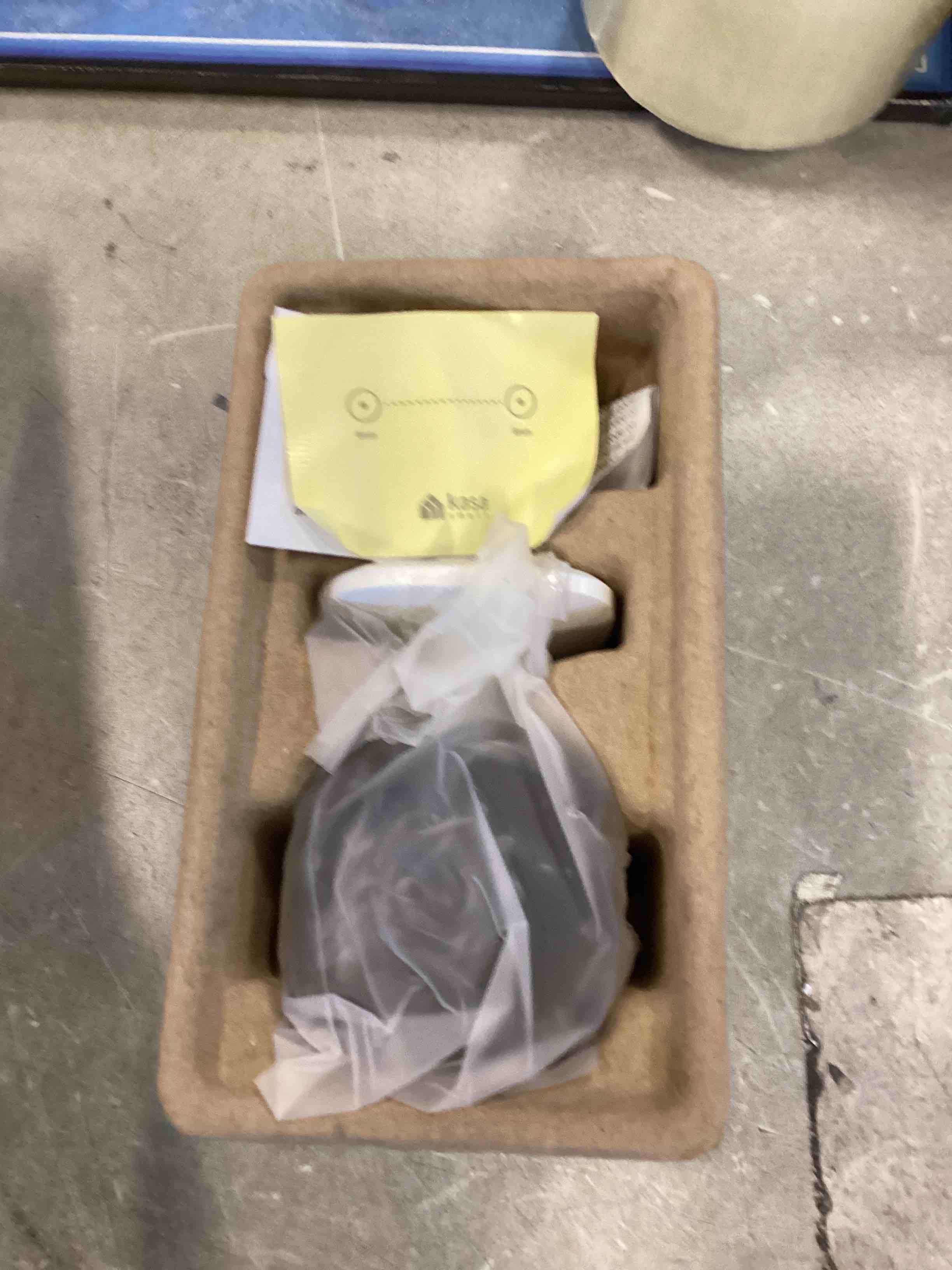 https://s3.amazonaws.com/lotting-images-prod/bidfta/TEA0485197_1729695330432.jpeg