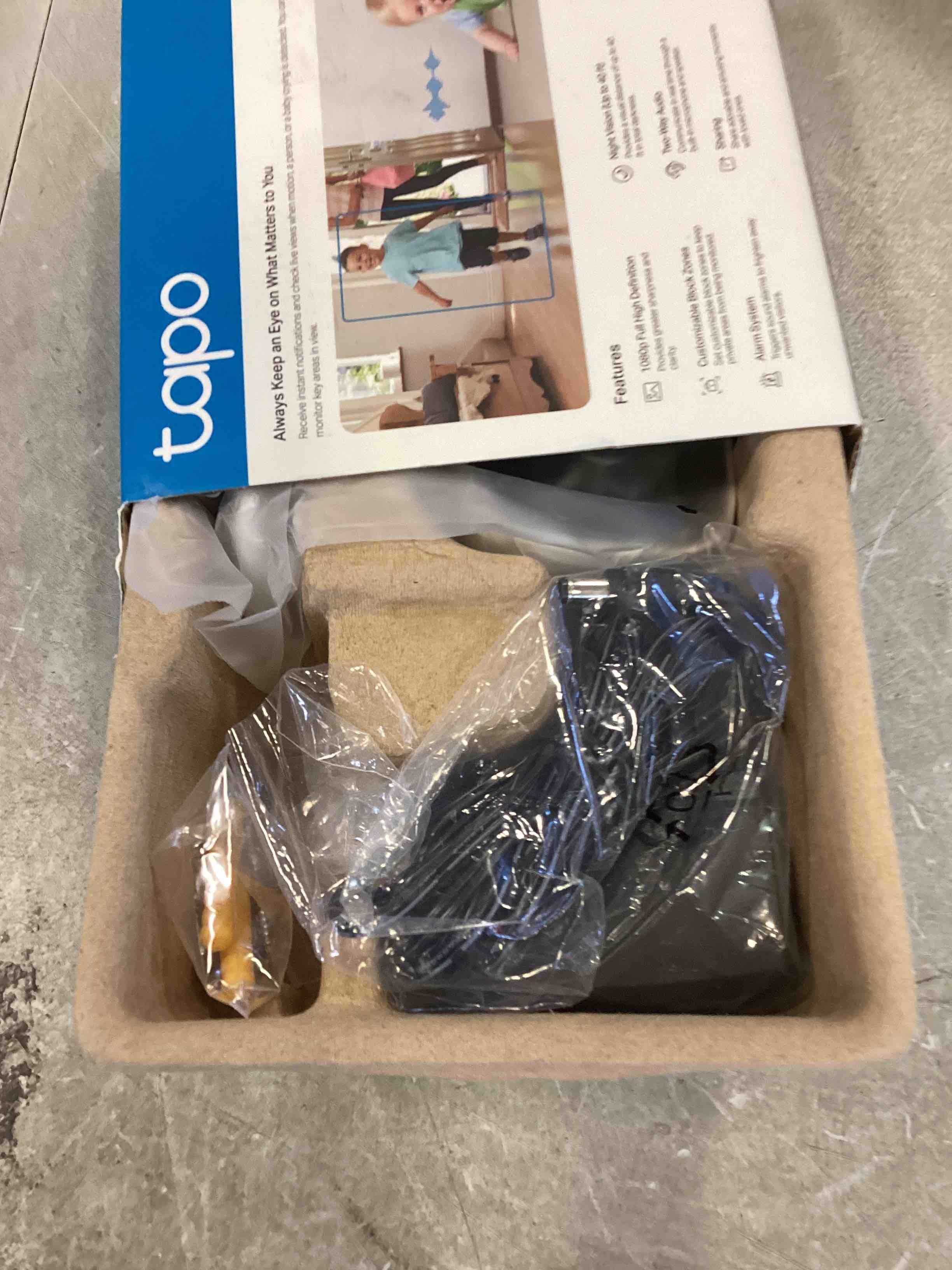 https://s3.amazonaws.com/lotting-images-prod/bidfta/TEA0485220_1729693336638.jpeg