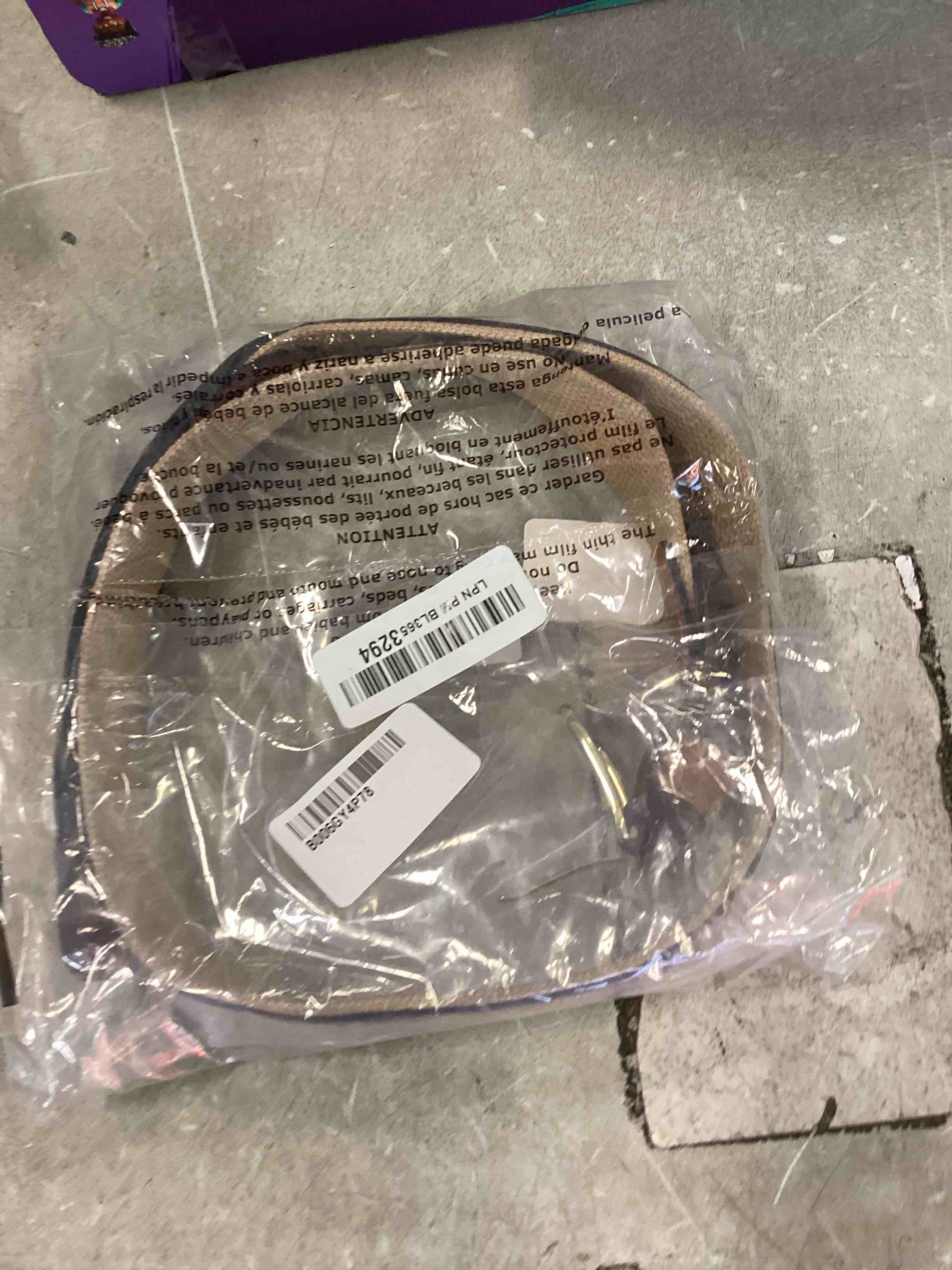 https://s3.amazonaws.com/lotting-images-prod/bidfta/TEA0485237_1729690099074.jpeg