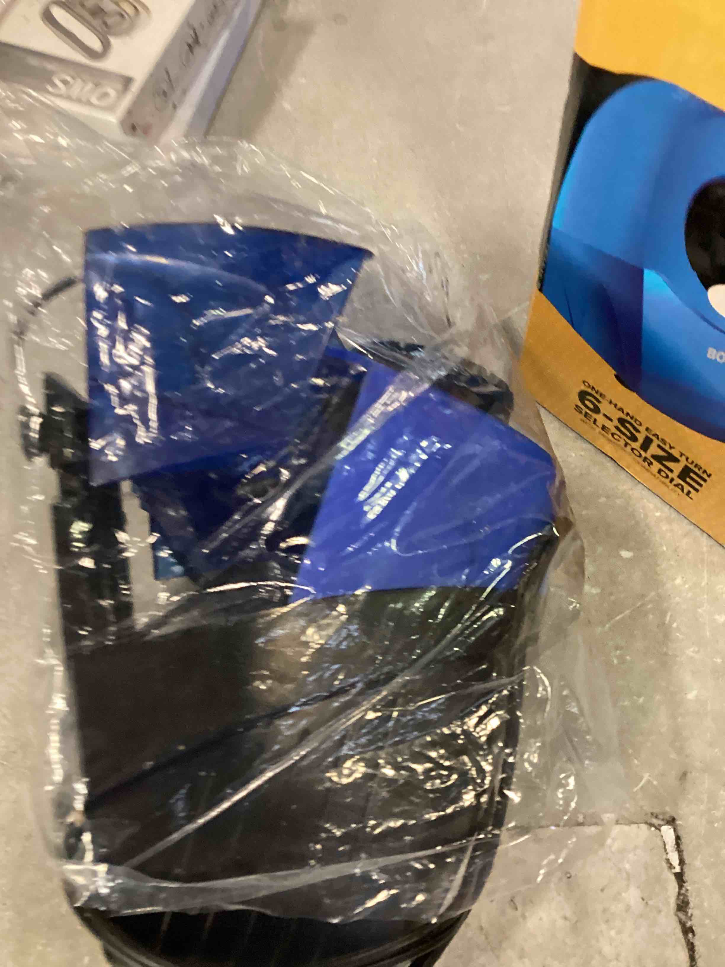 https://s3.amazonaws.com/lotting-images-prod/bidfta/TEA0485276_1729686828929.jpeg