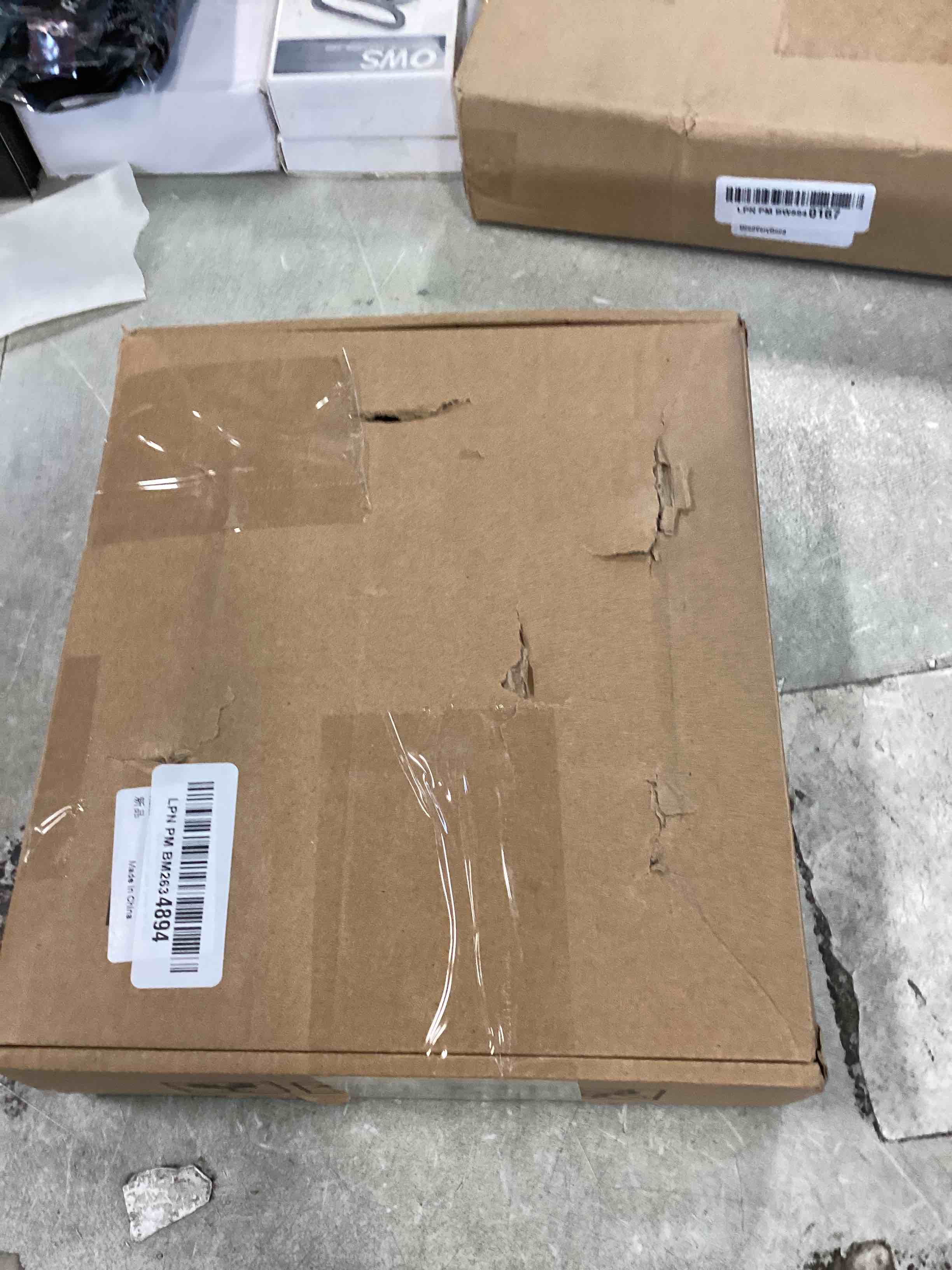 https://s3.amazonaws.com/lotting-images-prod/bidfta/TEA0485280_1729686590885.jpeg