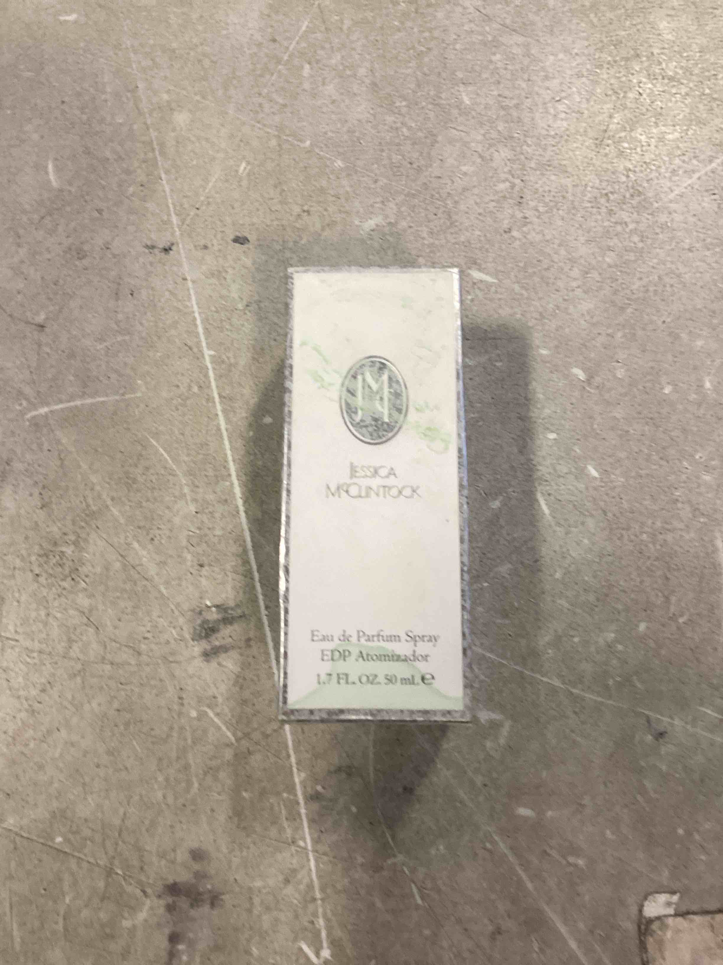 https://s3.amazonaws.com/lotting-images-prod/bidfta/TEA0485599_1729525557837.jpeg