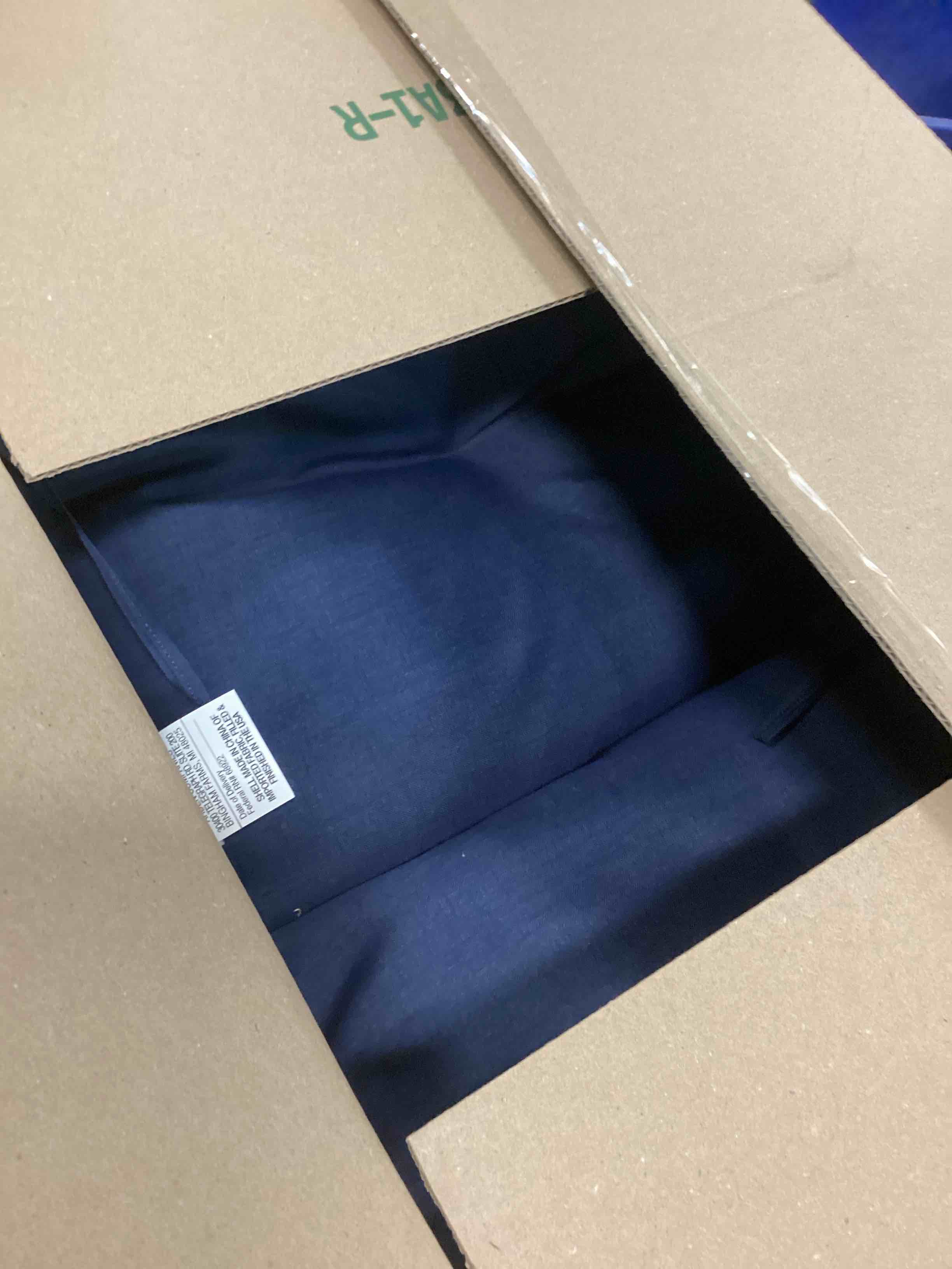 https://s3.amazonaws.com/lotting-images-prod/bidfta/TEA0486707_1730981902607.jpeg