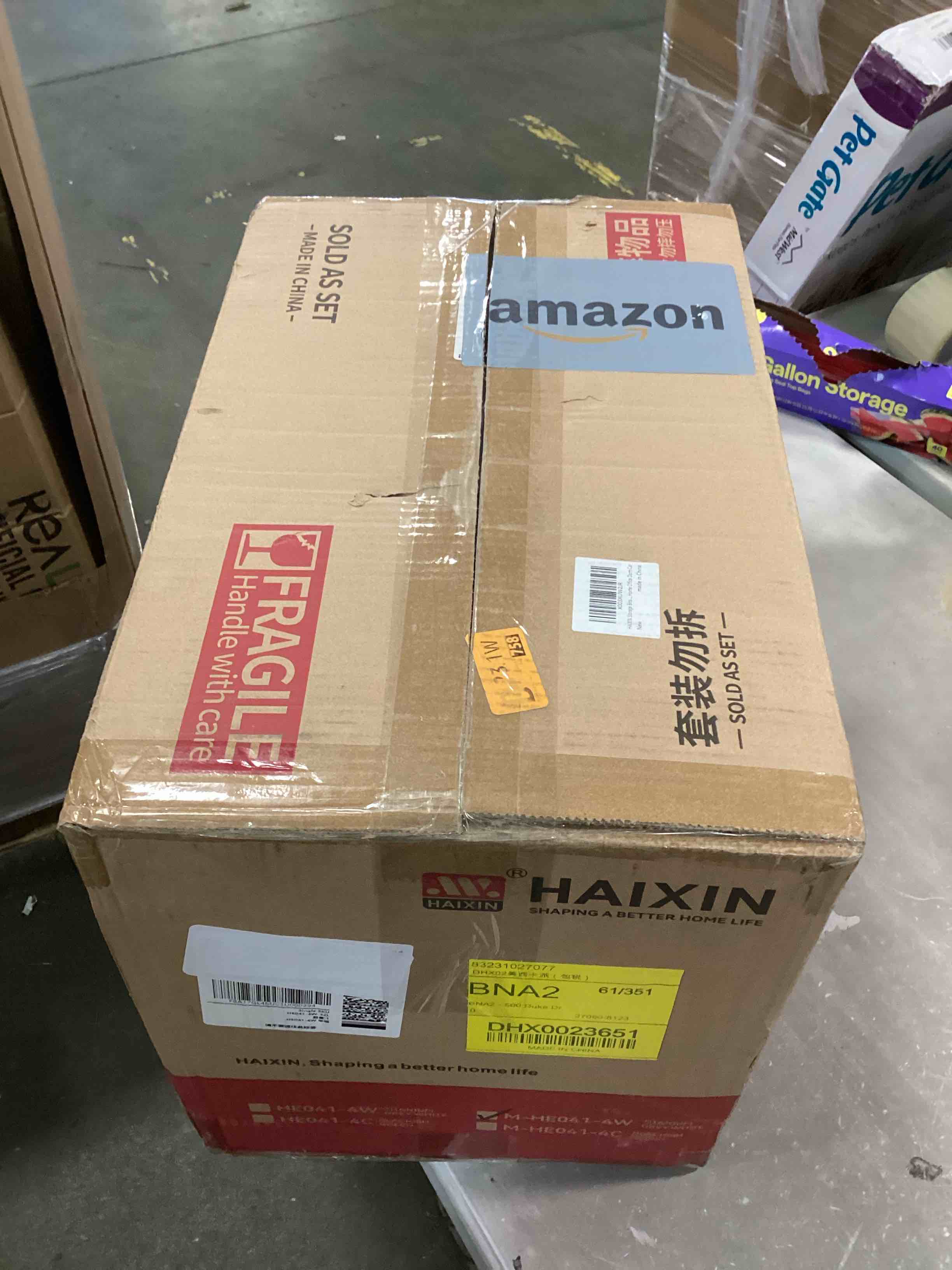 https://s3.amazonaws.com/lotting-images-prod/bidfta/TEA0487074_1730817727800.jpeg