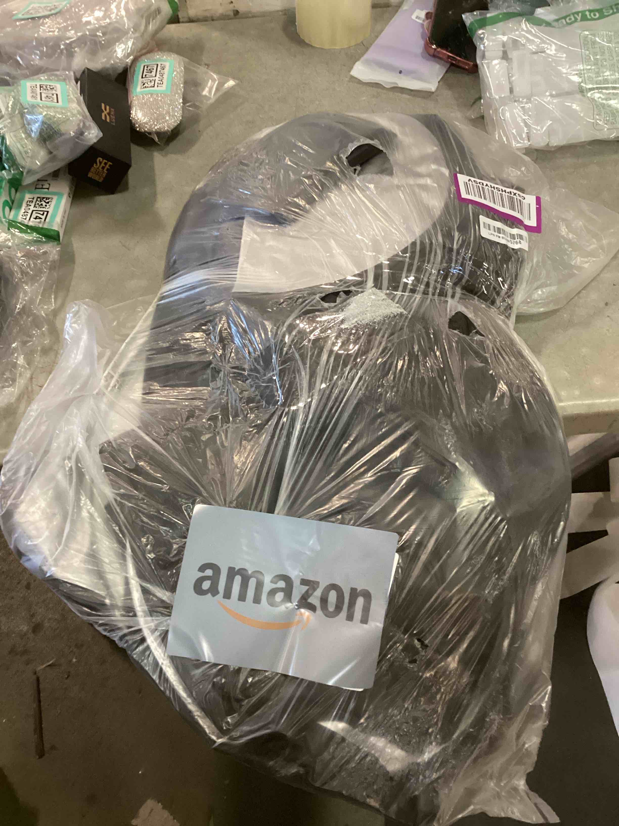 https://s3.amazonaws.com/lotting-images-prod/bidfta/TEA0487451_1730491006962.jpeg
