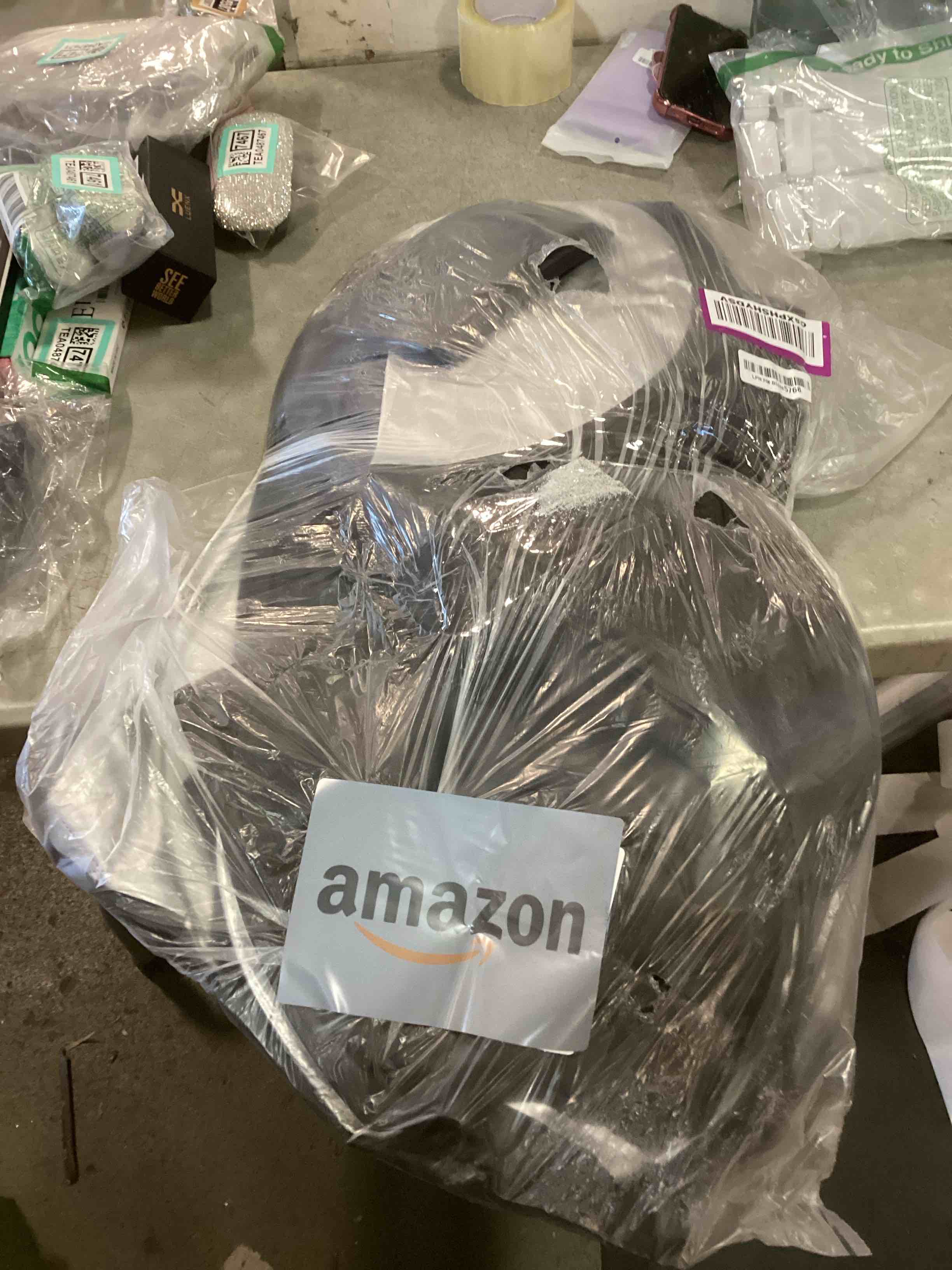 https://s3.amazonaws.com/lotting-images-prod/bidfta/TEA0487451_1730491007911.jpeg