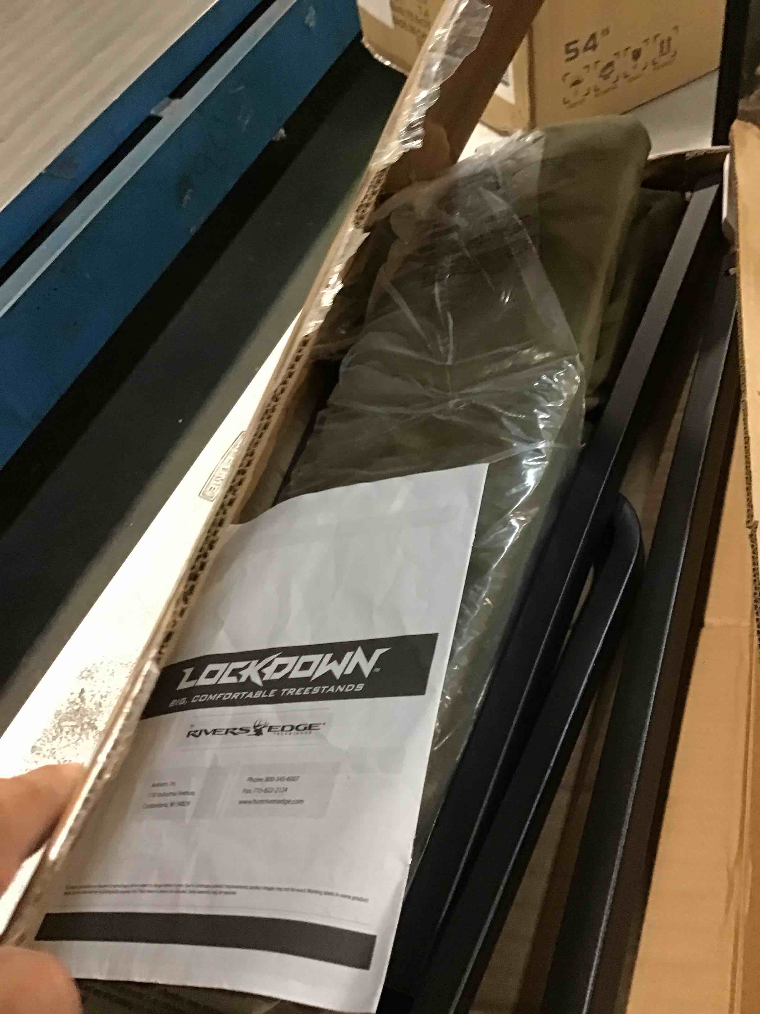 https://s3.amazonaws.com/lotting-images-prod/bidfta/TEA0488549_1731454755021.jpeg