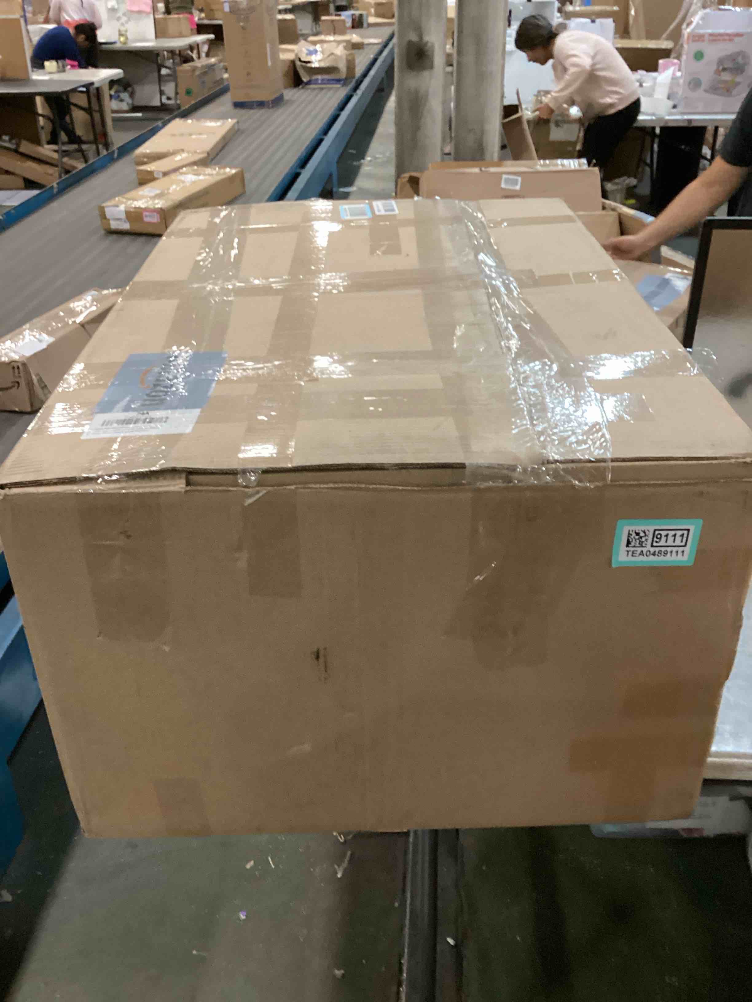 https://s3.amazonaws.com/lotting-images-prod/bidfta/TEA0489111_1730776845636.jpeg