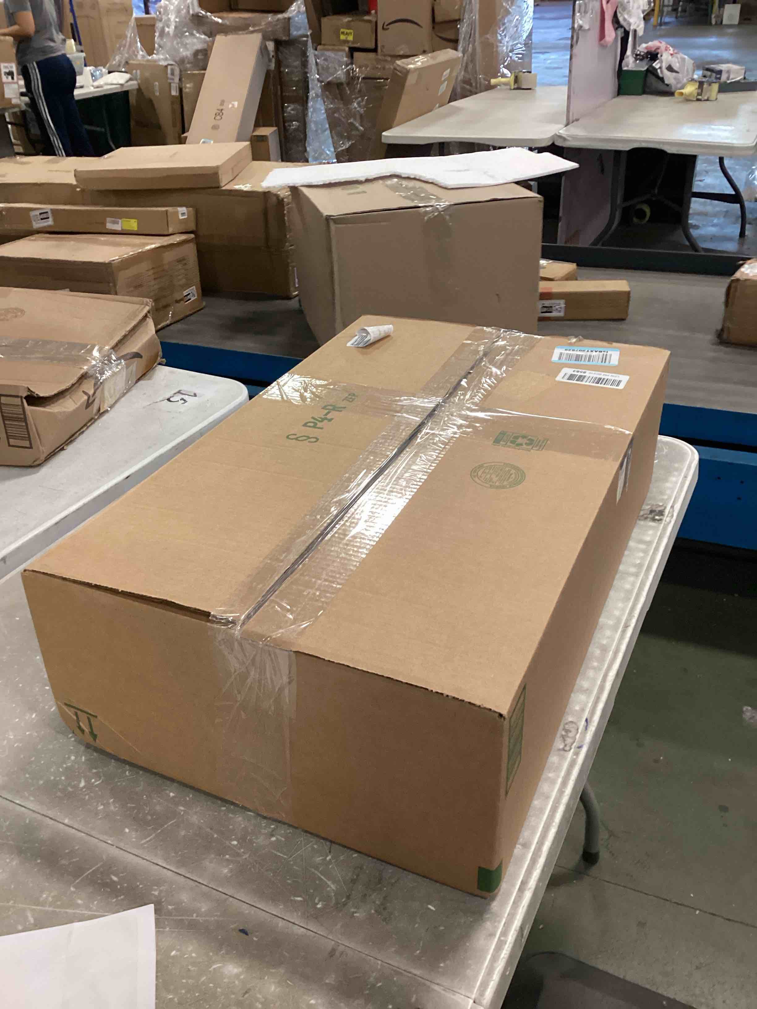 https://s3.amazonaws.com/lotting-images-prod/bidfta/TEA0491798_1729773085423.jpeg