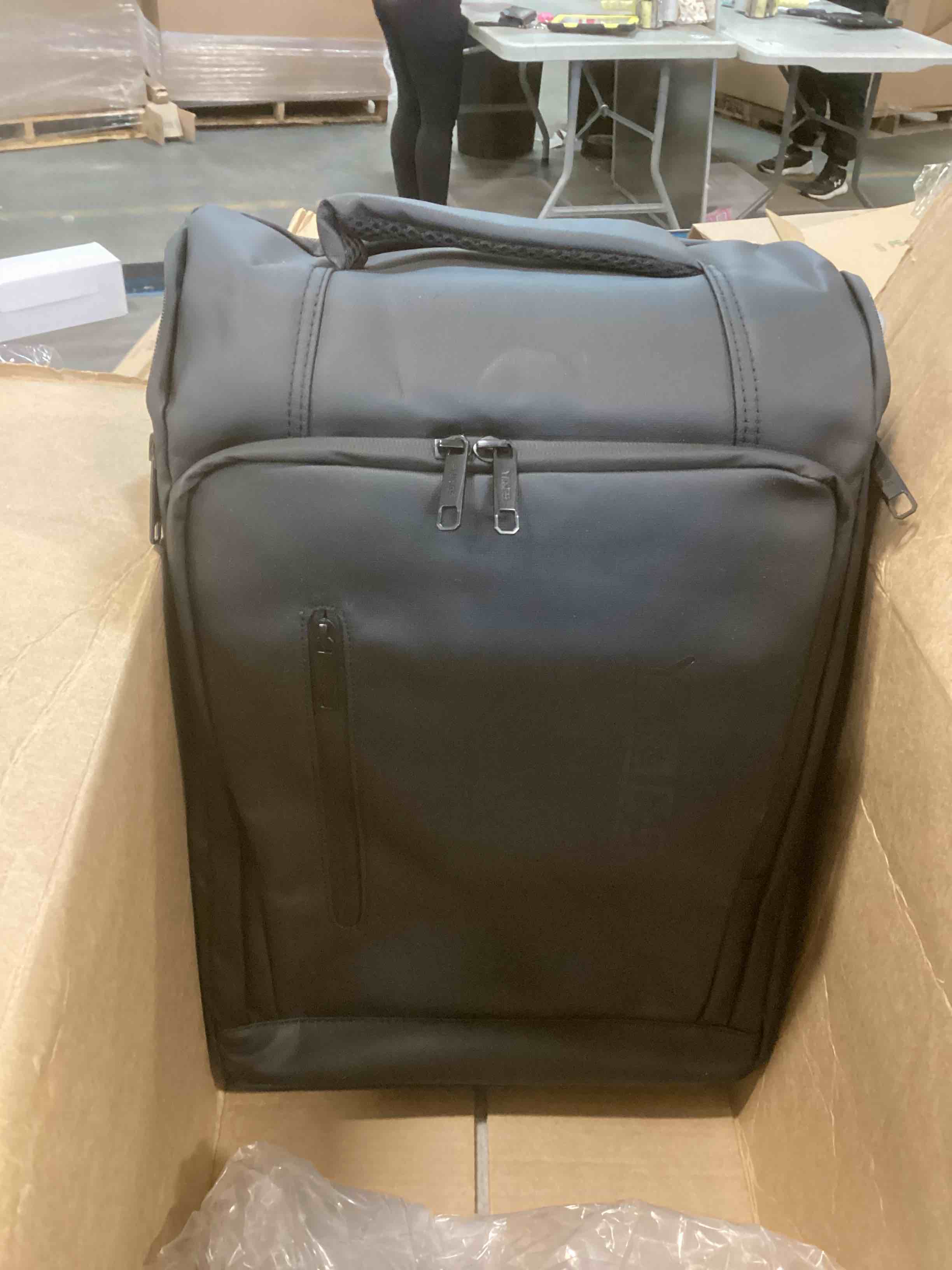 https://s3.amazonaws.com/lotting-images-prod/bidfta/TEA0492106_1730492464999.jpeg