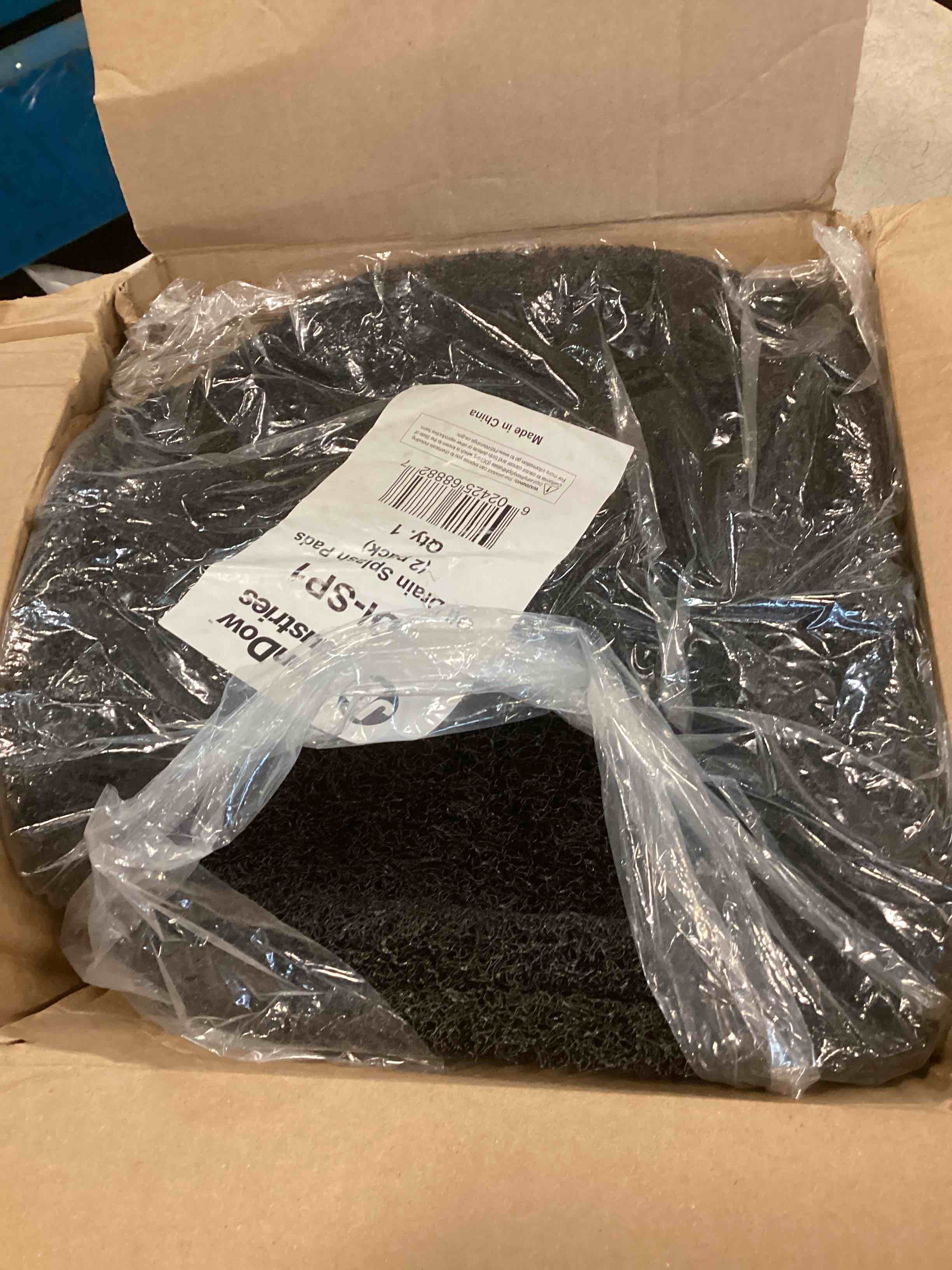 https://s3.amazonaws.com/lotting-images-prod/bidfta/TEA0492272_1730466427983.jpeg