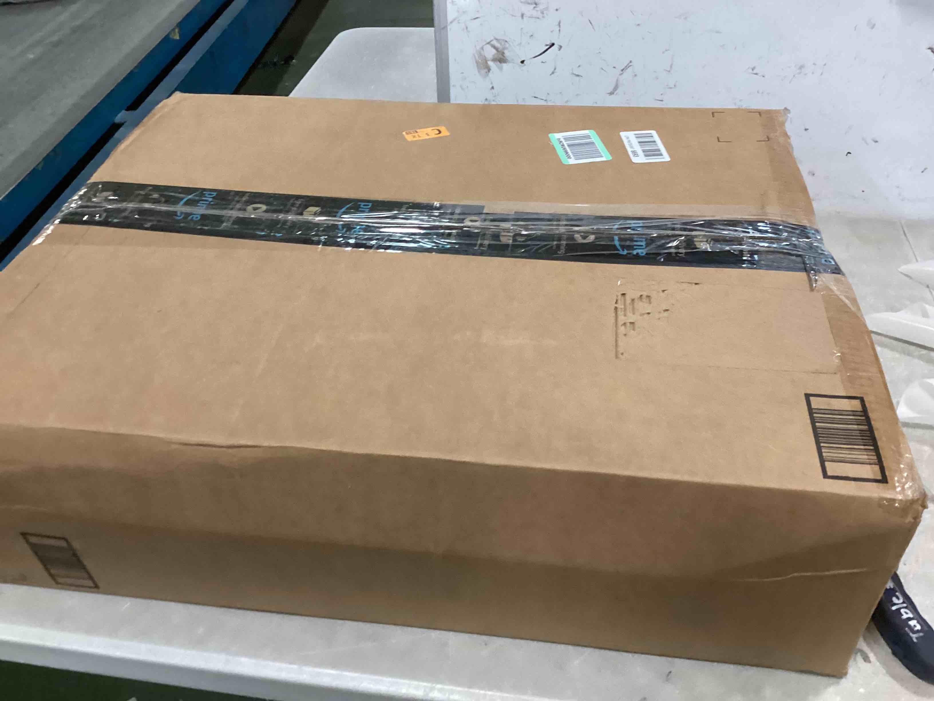 https://s3.amazonaws.com/lotting-images-prod/bidfta/TEA0493028_1730208158832.jpeg