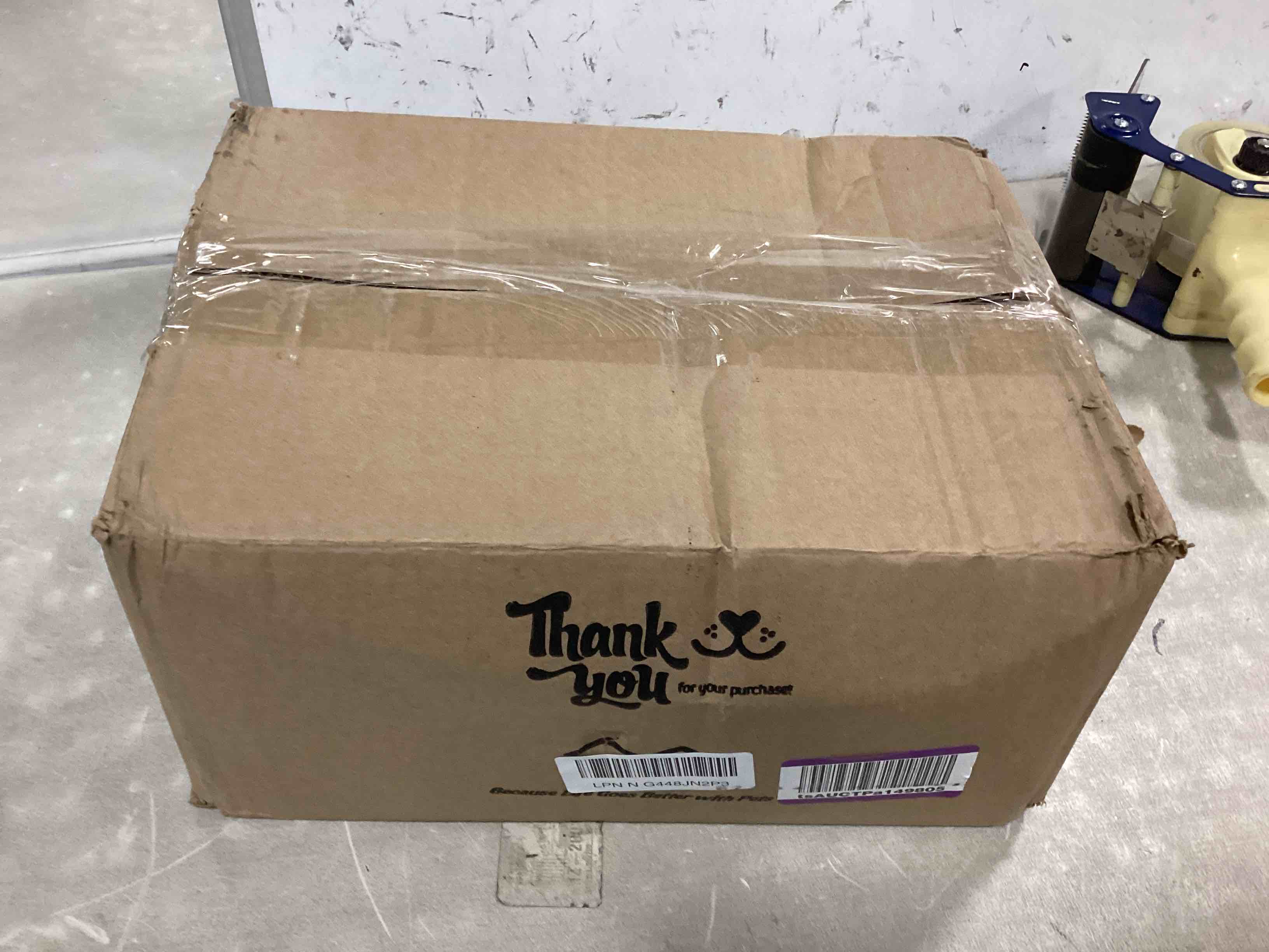 https://s3.amazonaws.com/lotting-images-prod/bidfta/TEA0493068_1730203836510.jpeg