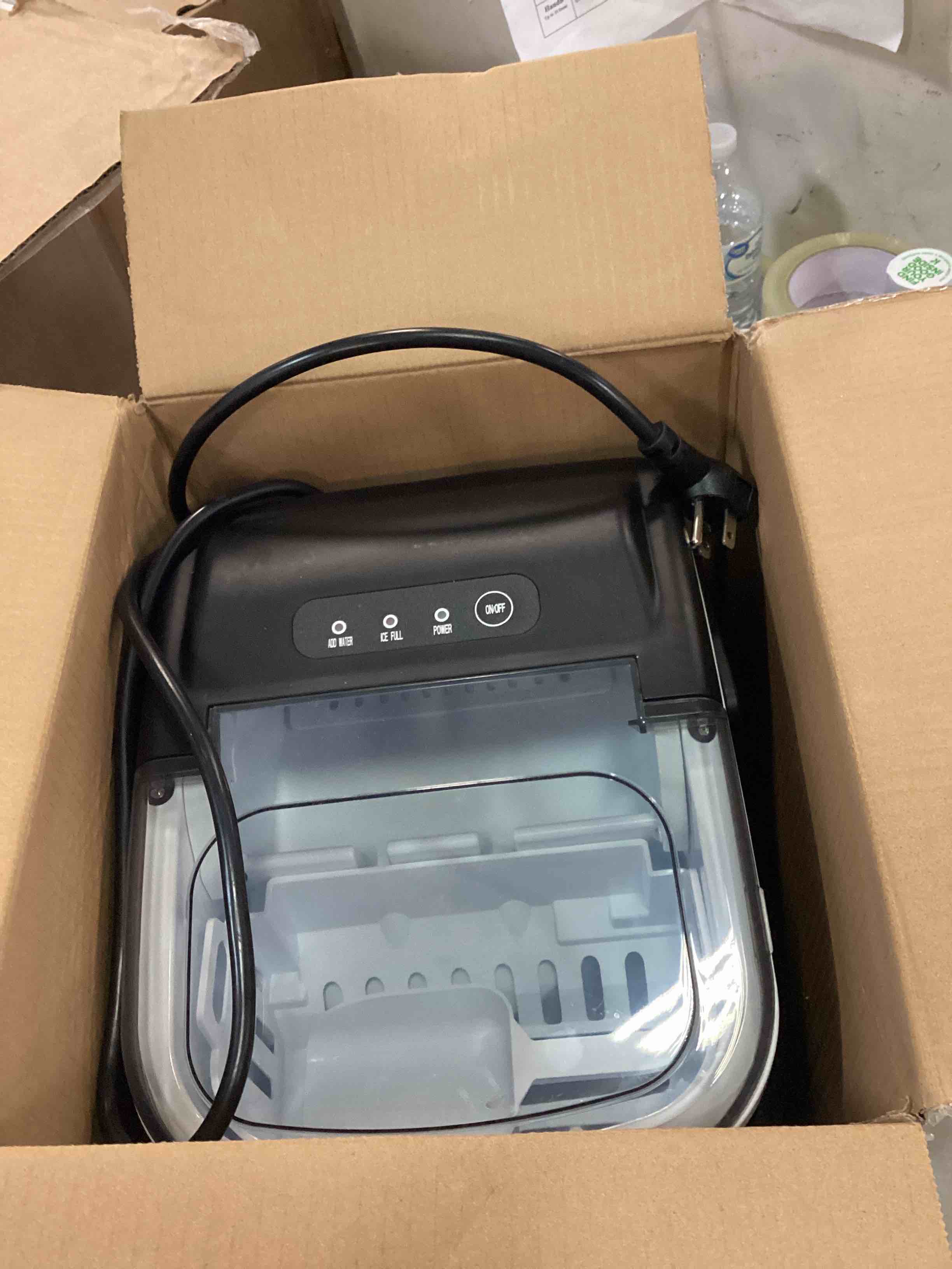 https://s3.amazonaws.com/lotting-images-prod/bidfta/TEA0493140_1730138687086.jpeg