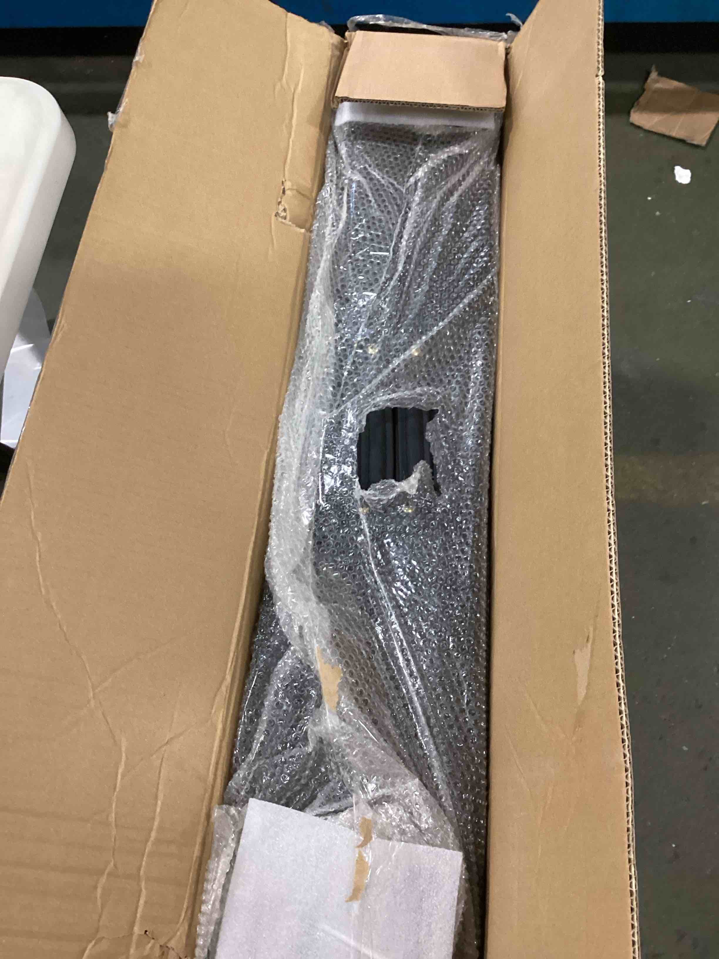https://s3.amazonaws.com/lotting-images-prod/bidfta/TEA0493757_1729514881471.jpeg