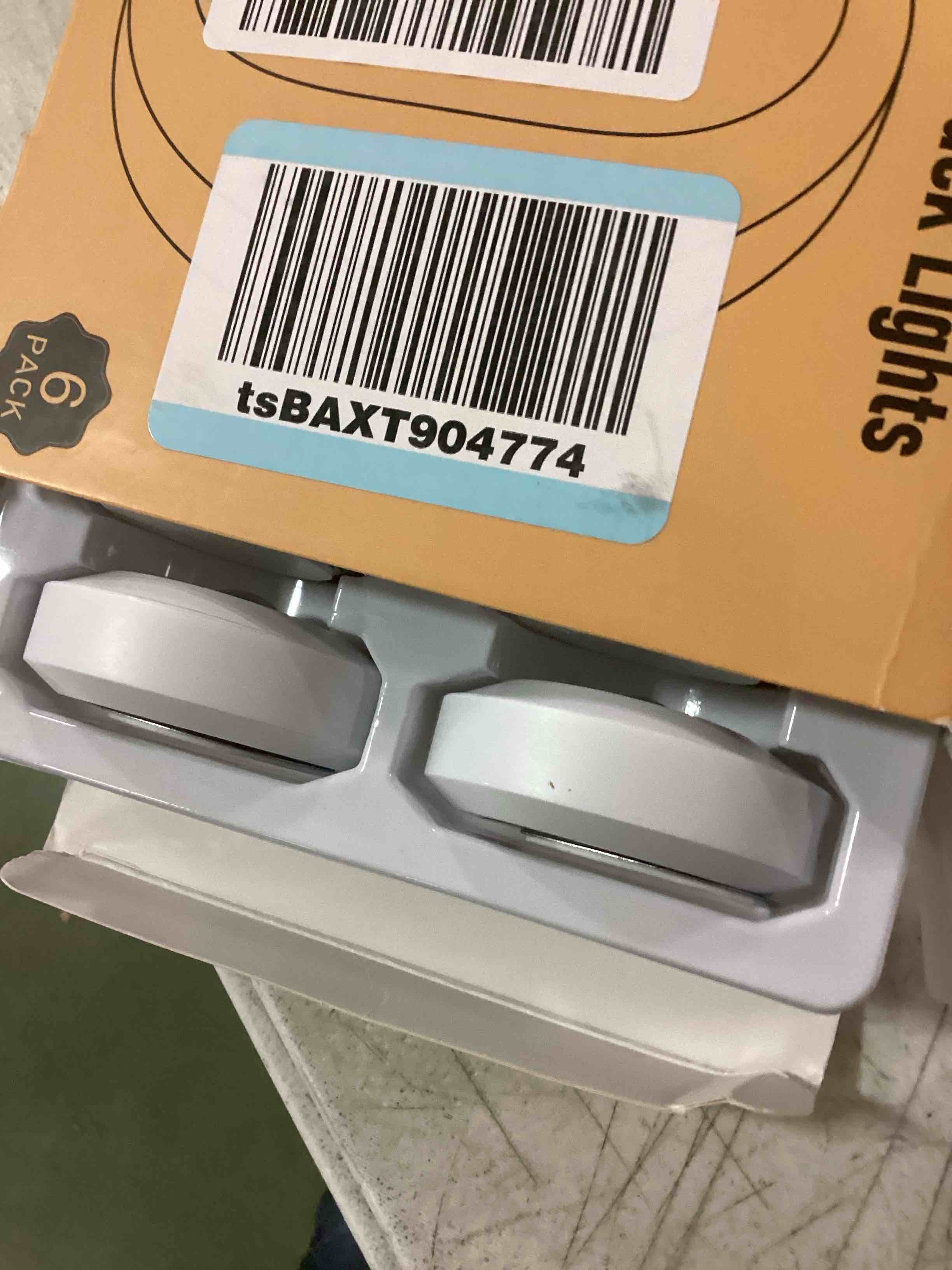 https://s3.amazonaws.com/lotting-images-prod/bidfta/TEA0494235_1732653940737.jpeg