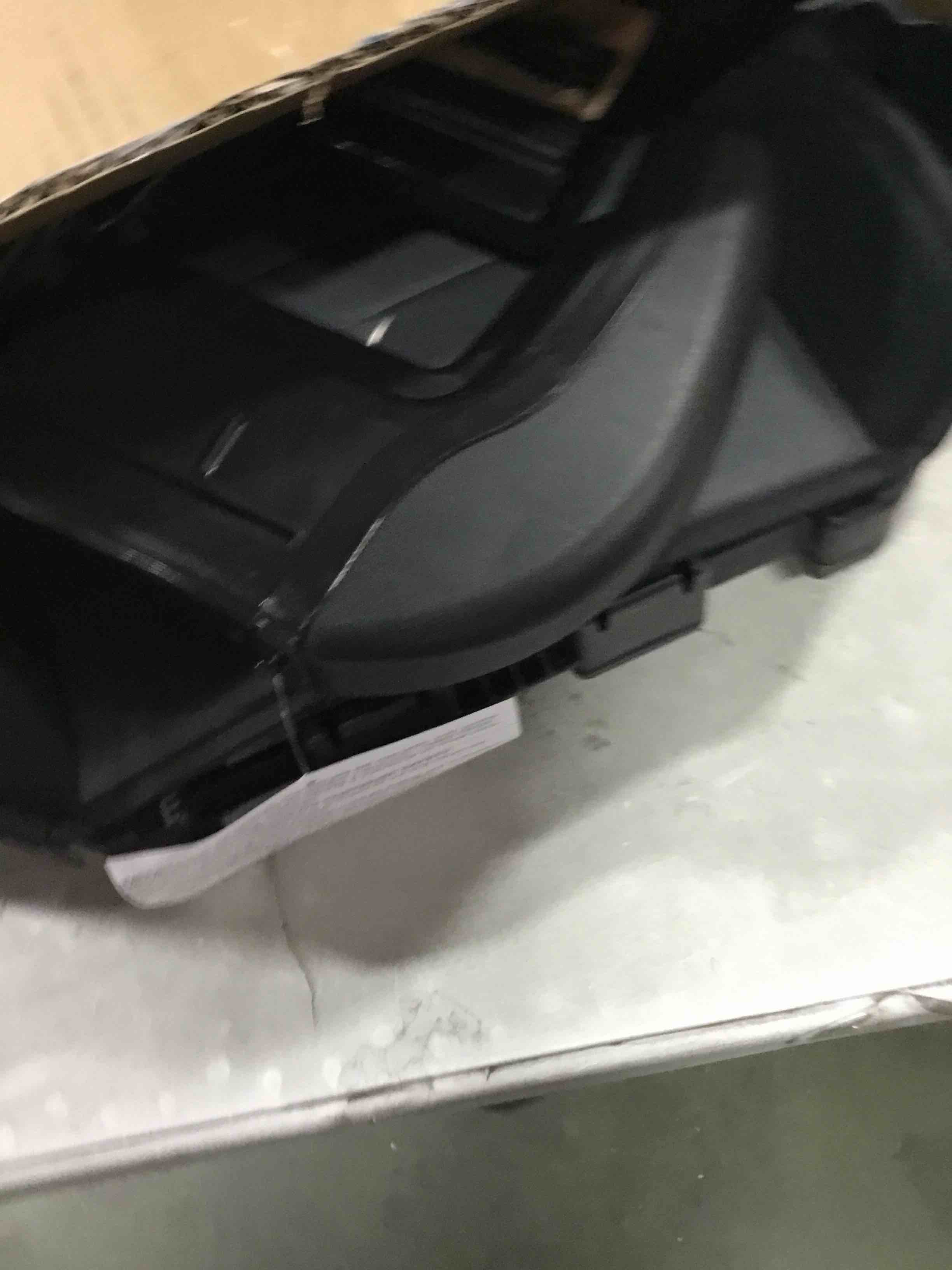 https://s3.amazonaws.com/lotting-images-prod/bidfta/TEA0494420_1732546167937.jpeg