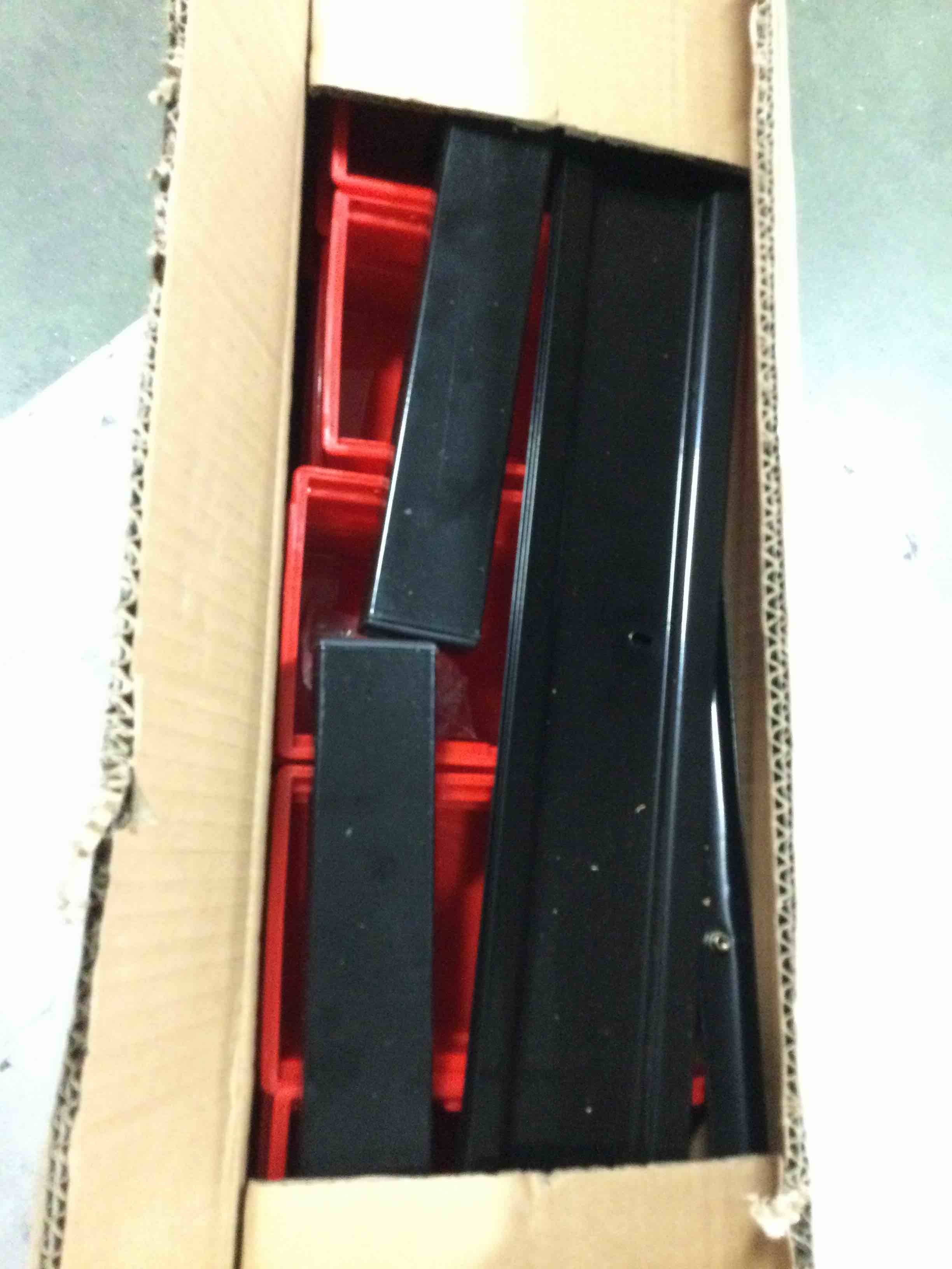 https://s3.amazonaws.com/lotting-images-prod/bidfta/TEA0494760_1732214693901.jpeg