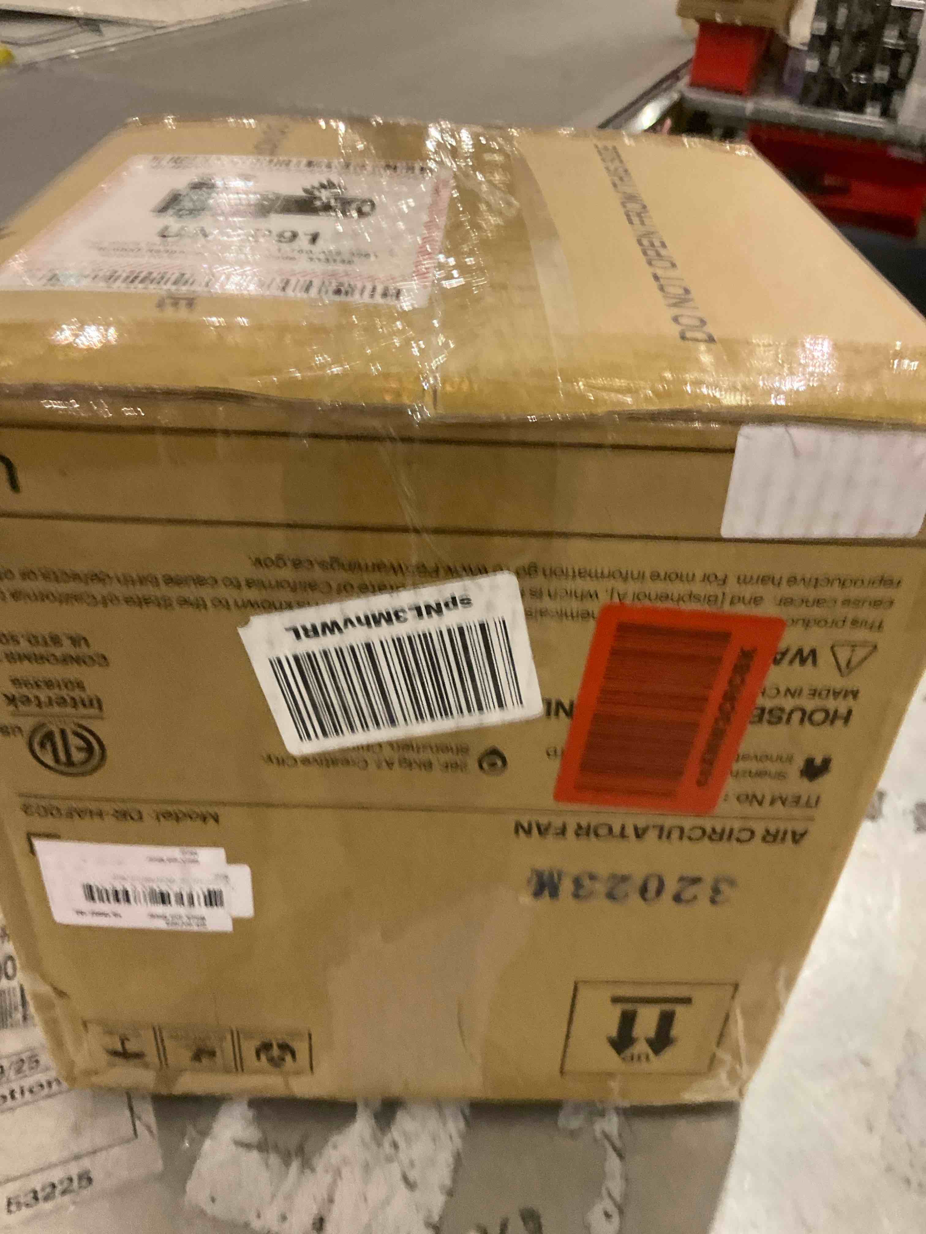 https://s3.amazonaws.com/lotting-images-prod/bidfta/TEA0496429_1742410880199.jpeg