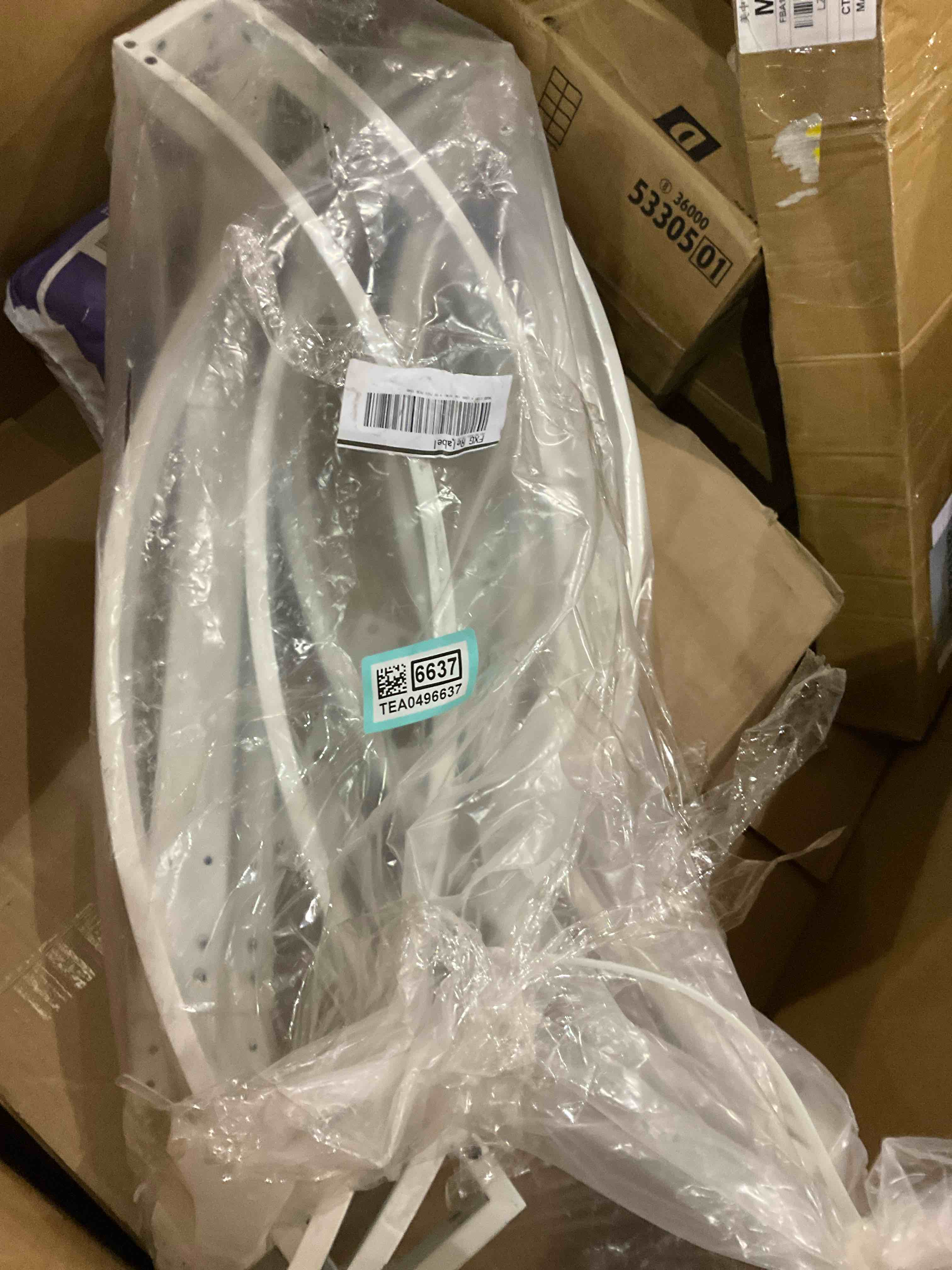 https://s3.amazonaws.com/lotting-images-prod/bidfta/TEA0496637_1742301787755.jpeg
