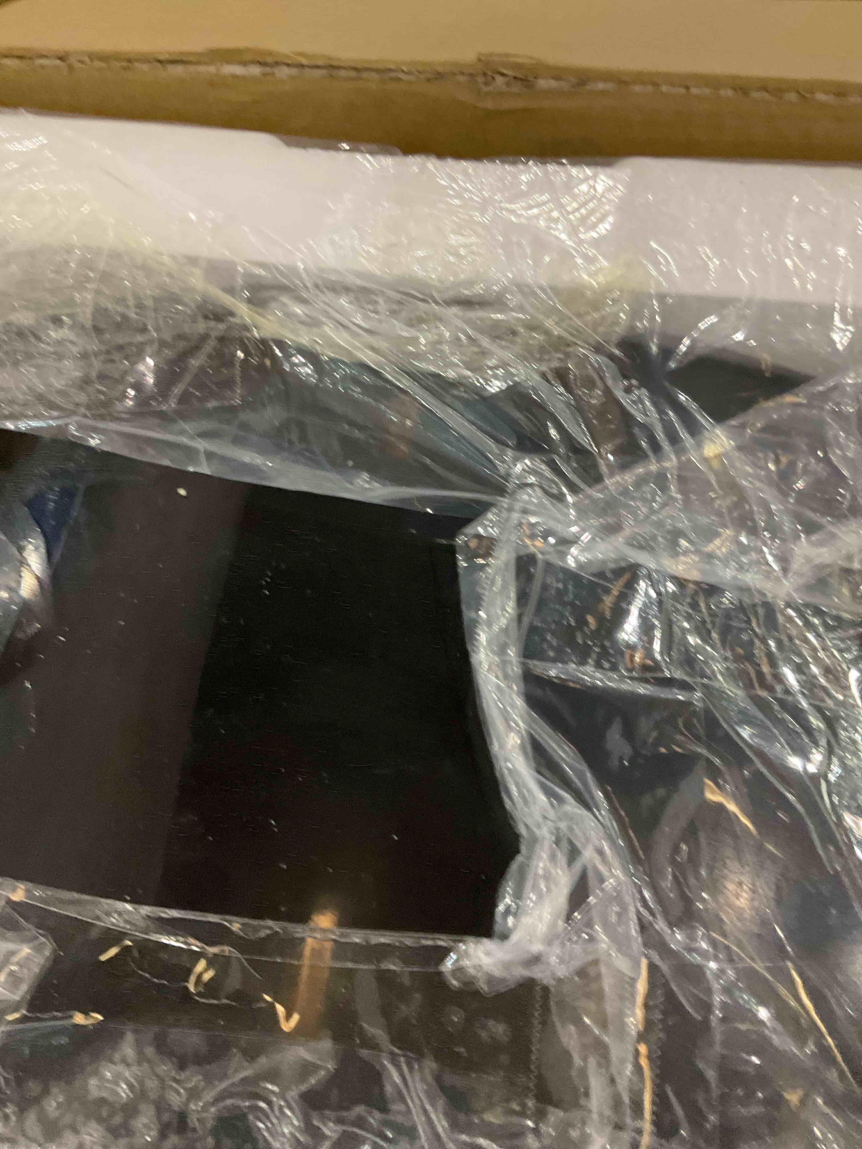 https://s3.amazonaws.com/lotting-images-prod/bidfta/TEA0497080_1742219941601.jpeg